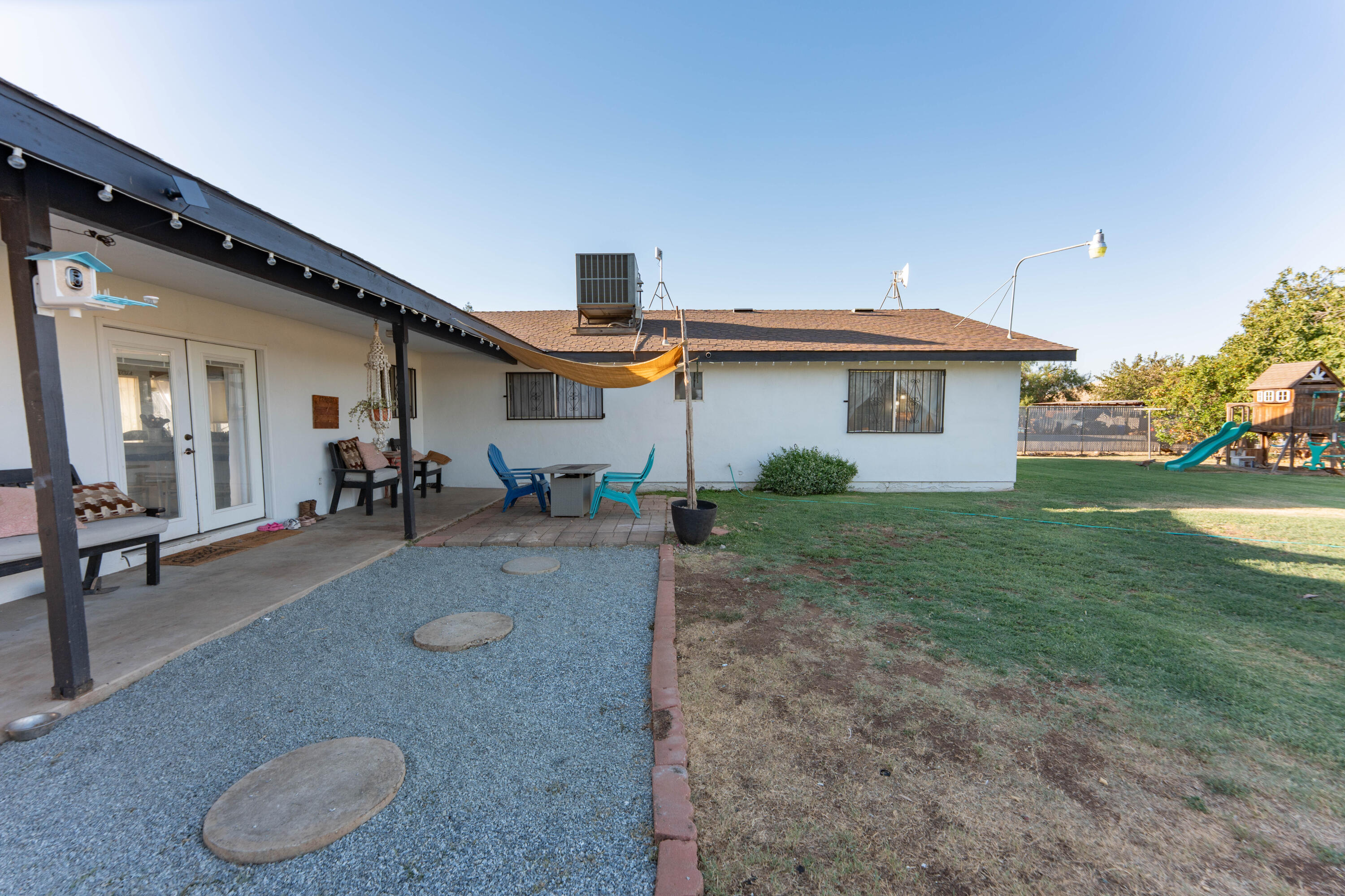 38838 Rd 140, Cutler, CA 93615