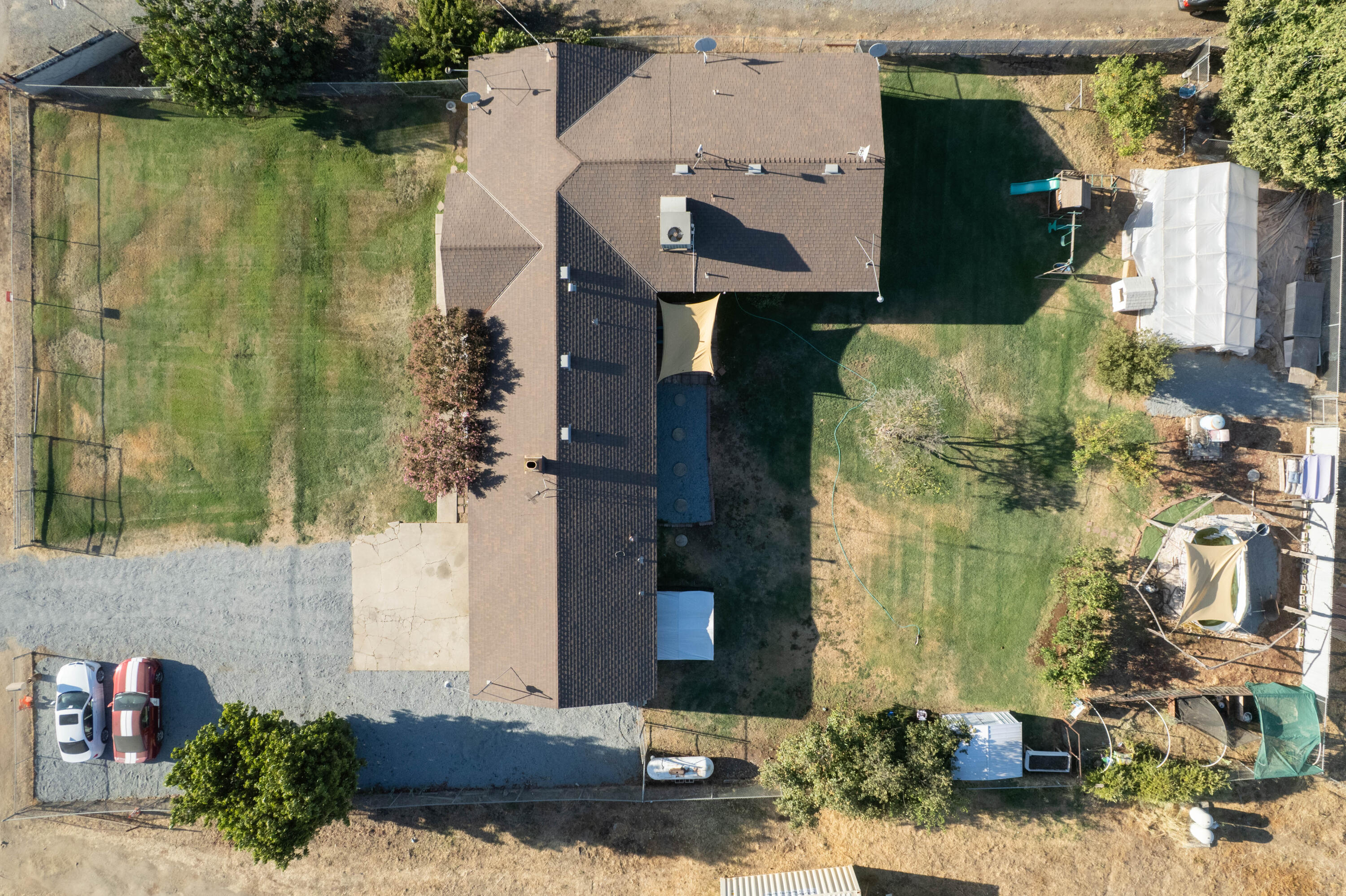 38838 Rd 140, Cutler, CA 93615