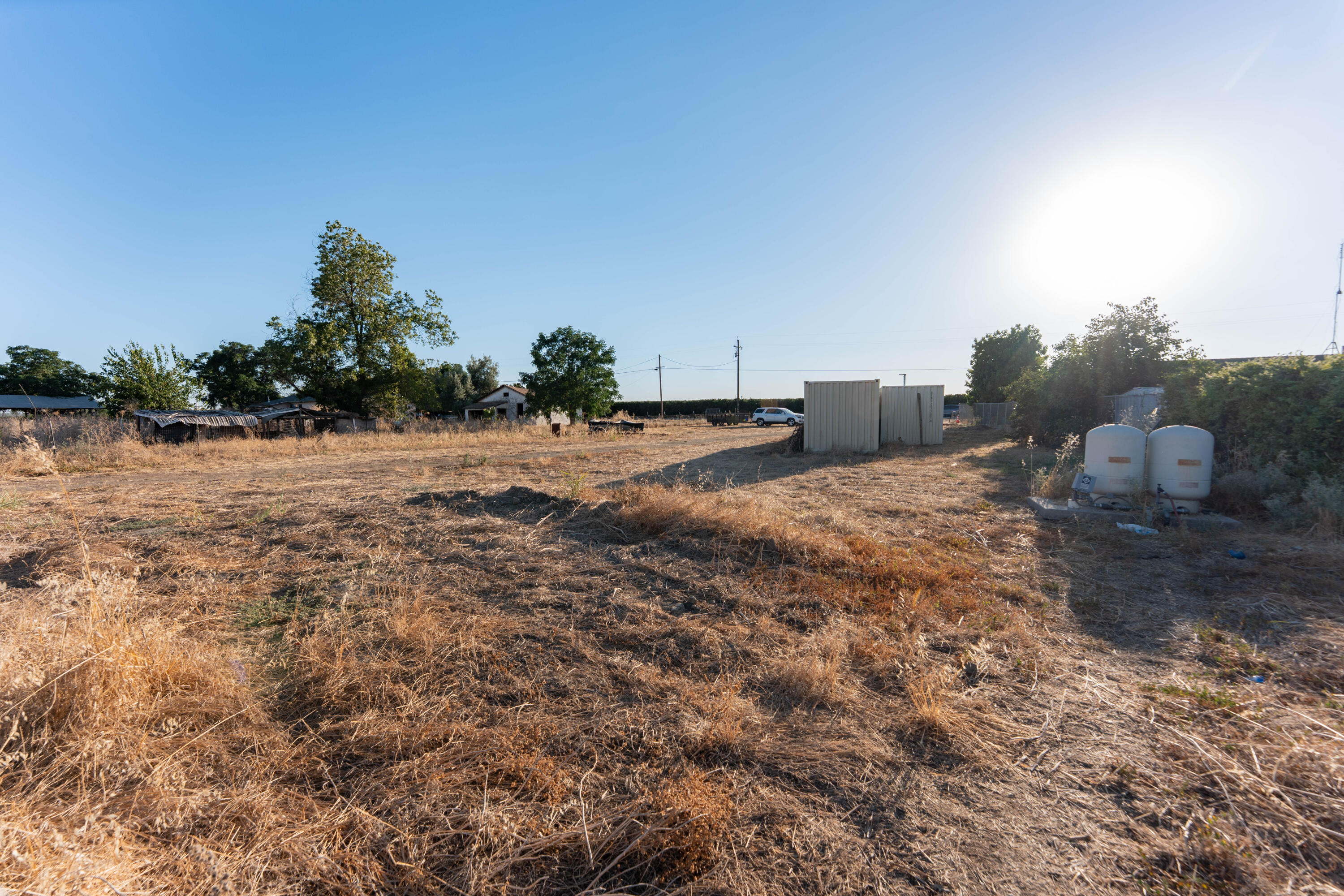 38838 Rd 140, Cutler, CA 93615