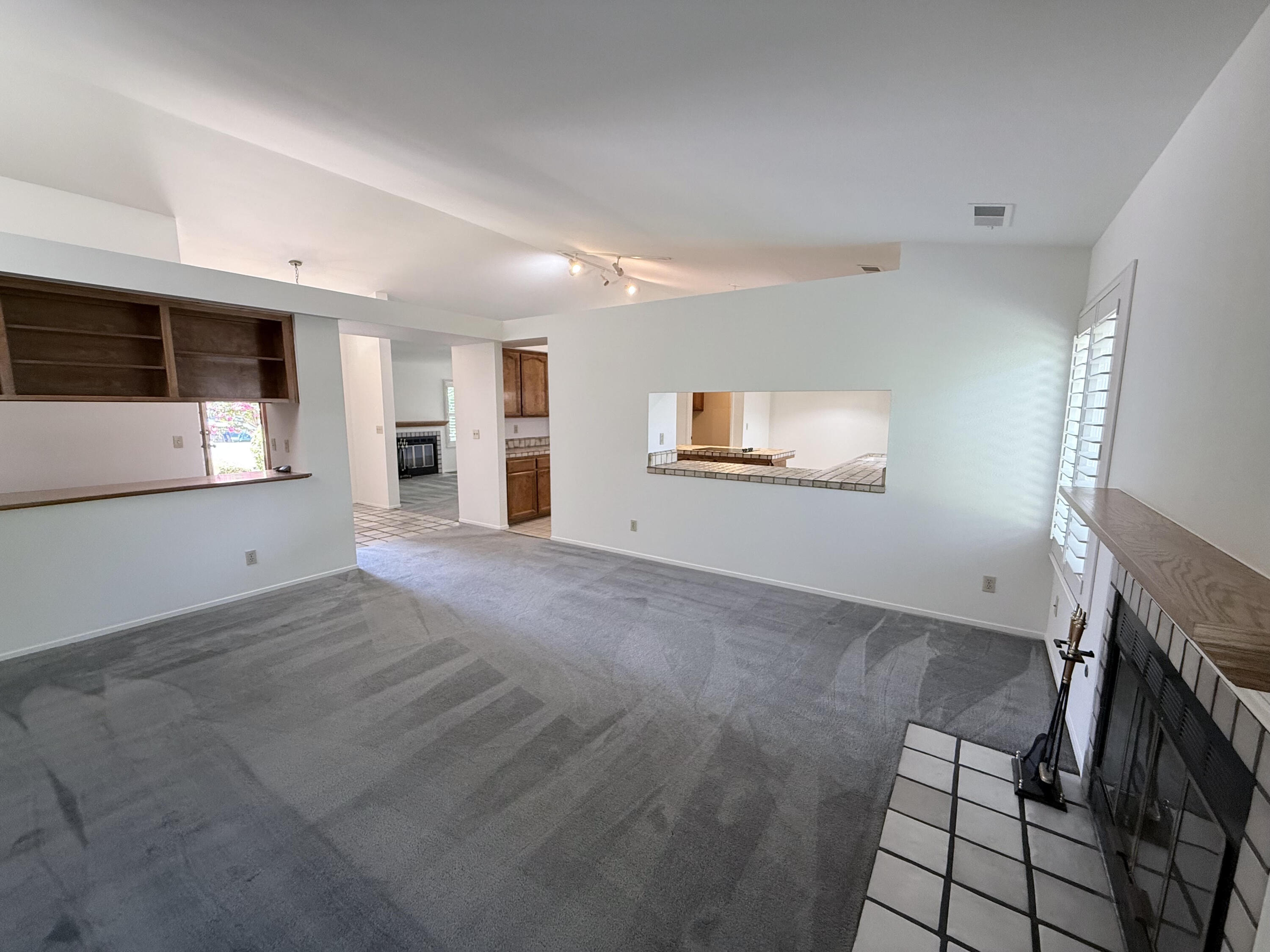 2300 E Iris Ave, Visalia, CA 93292