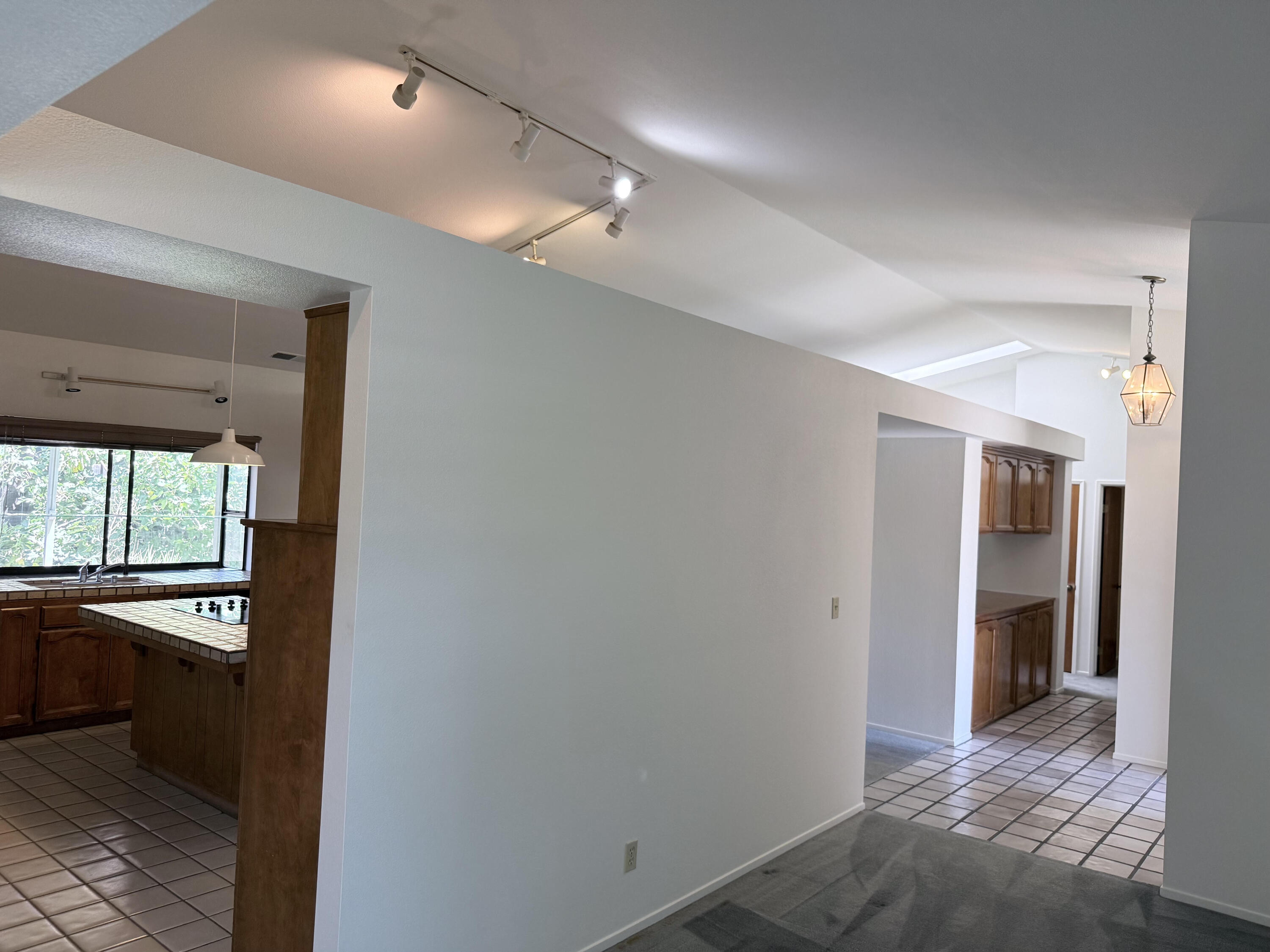 2300 E Iris Ave, Visalia, CA 93292
