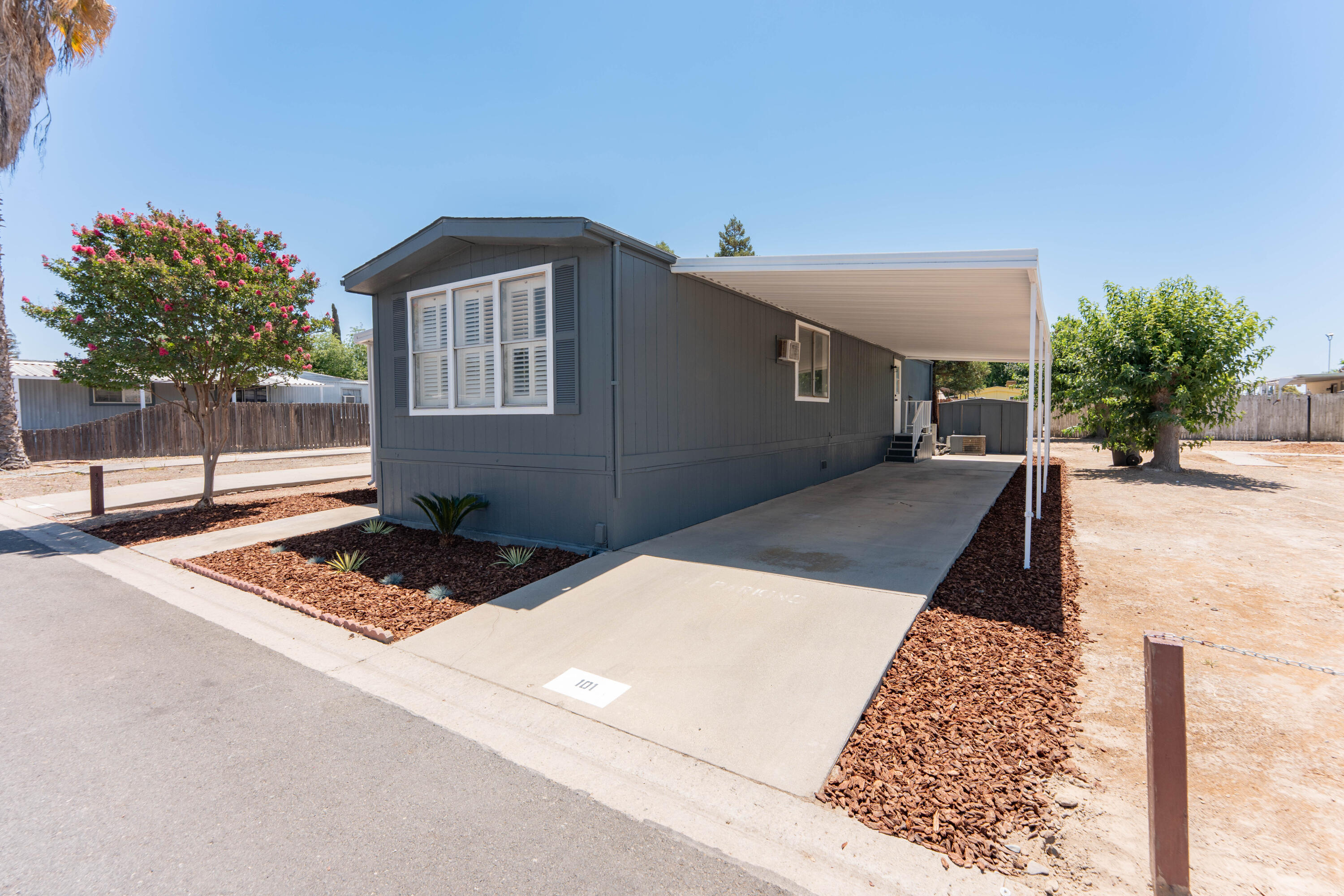 5505 W Tulare Ave #101, Visalia, CA 93277