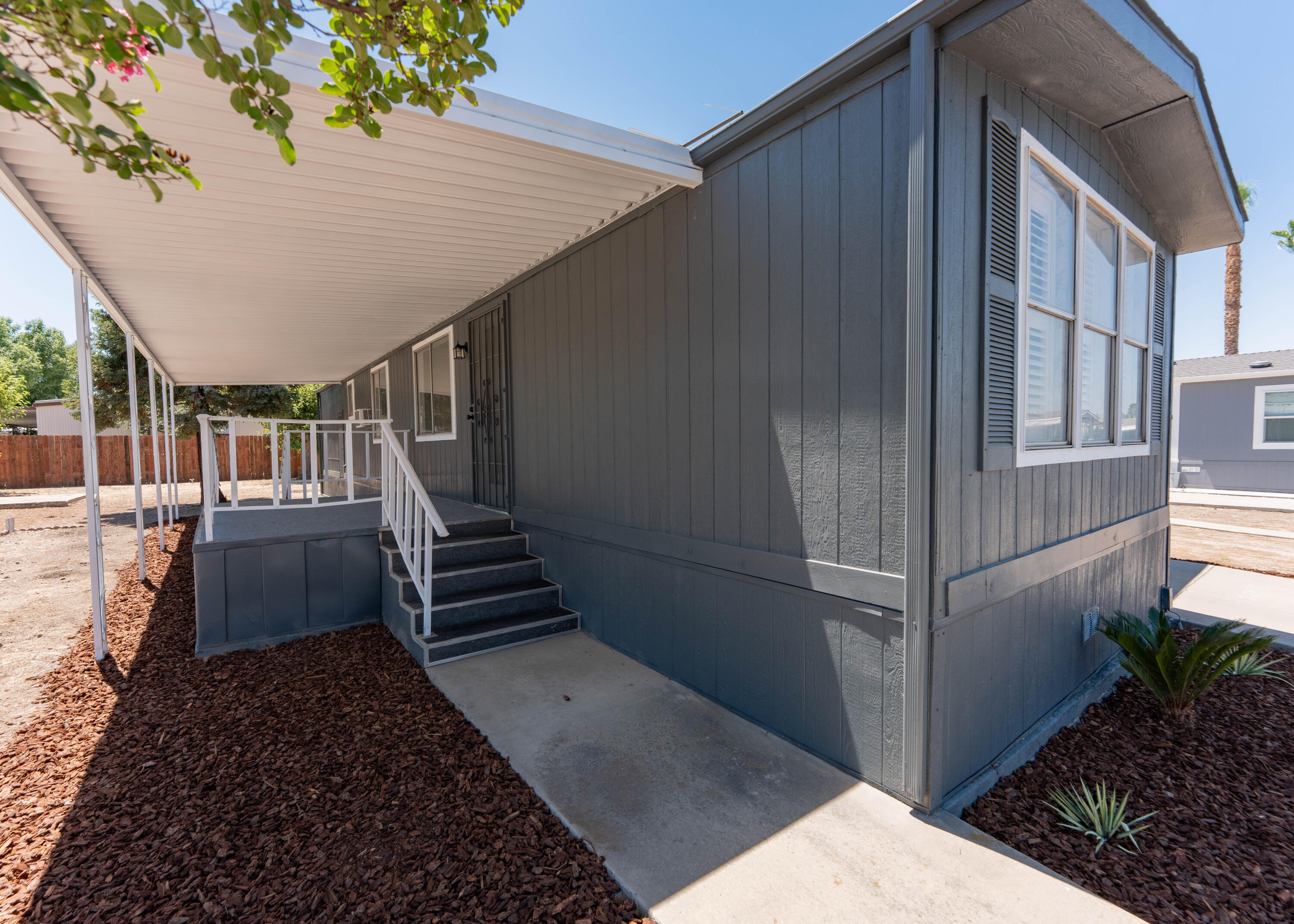 5505 W Tulare Ave #101, Visalia, CA 93277