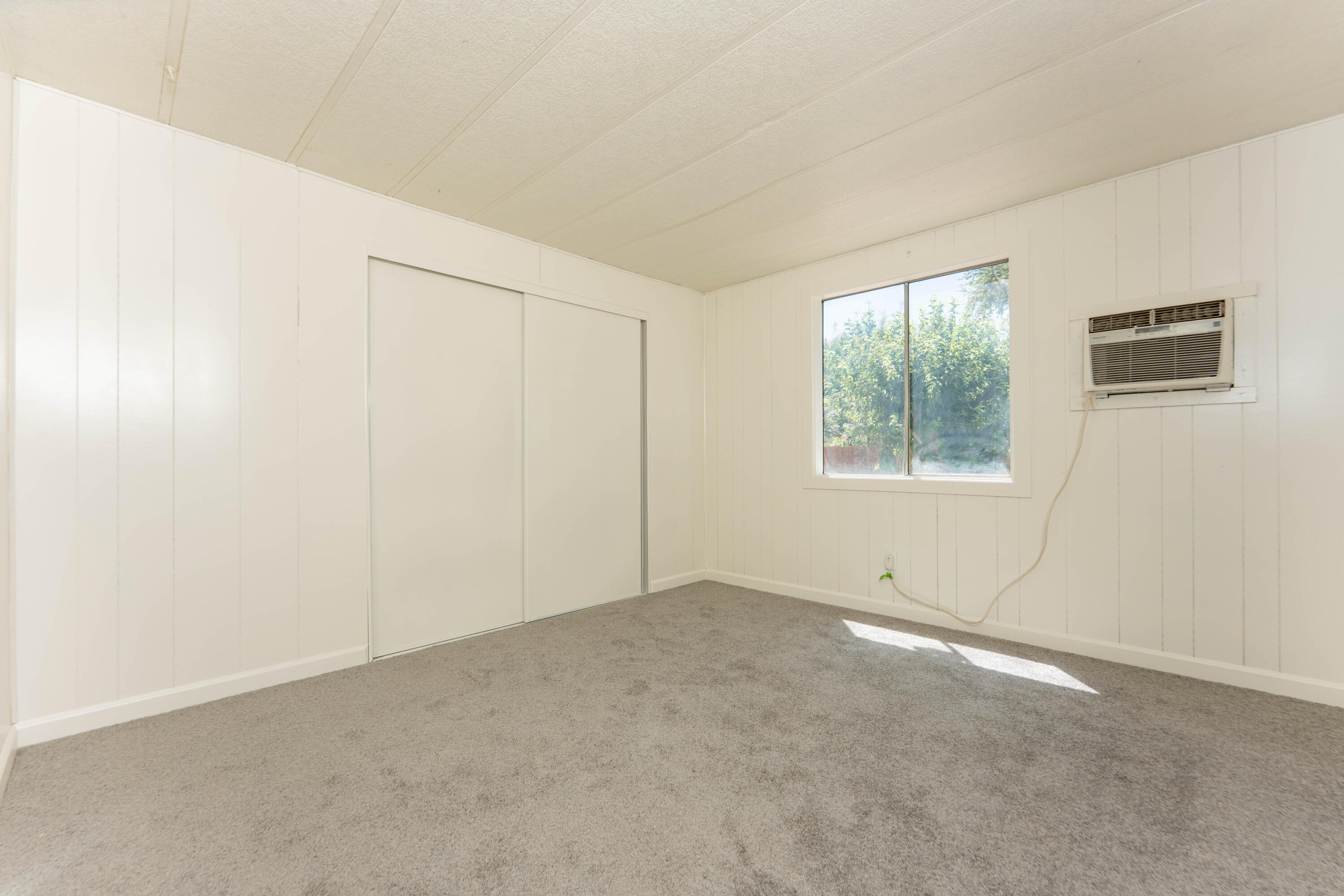 5505 W Tulare Ave #101, Visalia, CA 93277