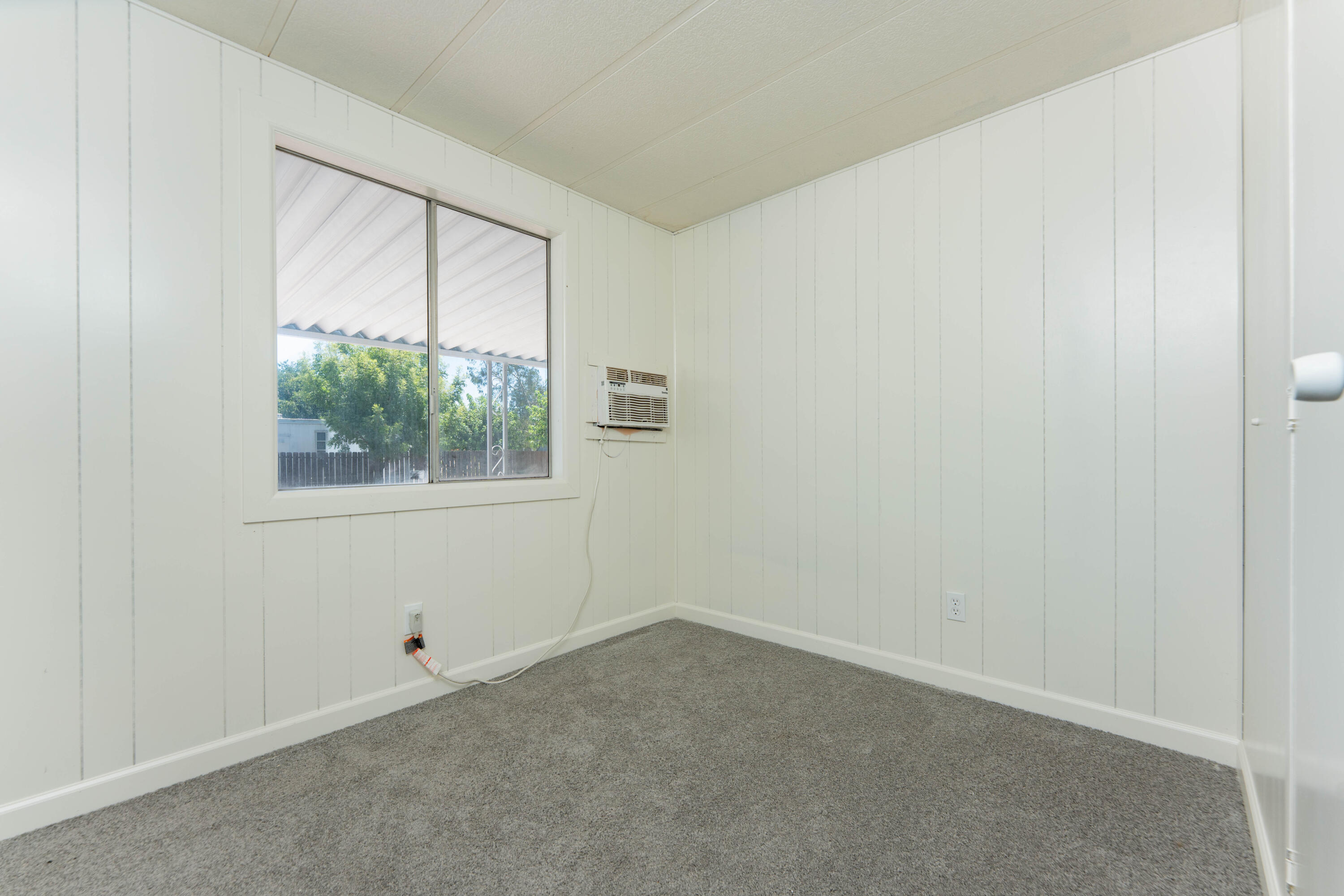 5505 W Tulare Ave #101, Visalia, CA 93277