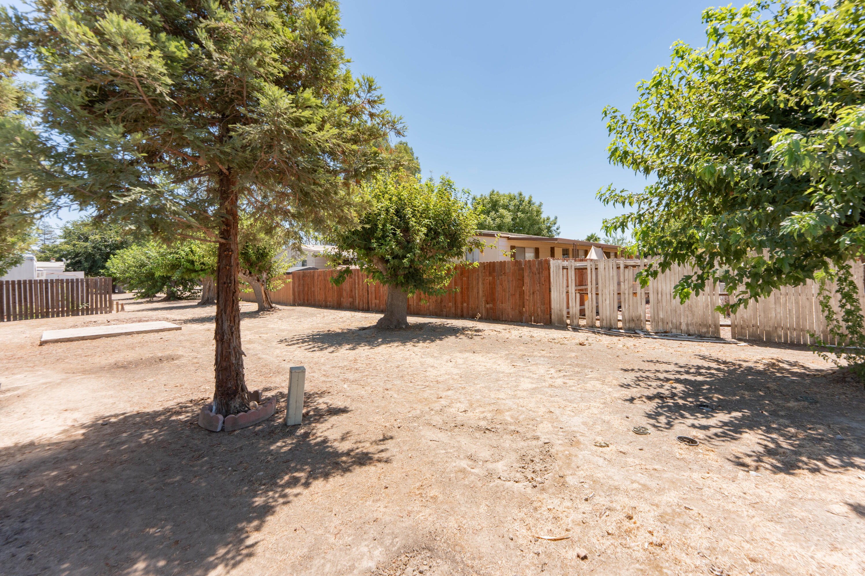 5505 W Tulare Ave #101, Visalia, CA 93277