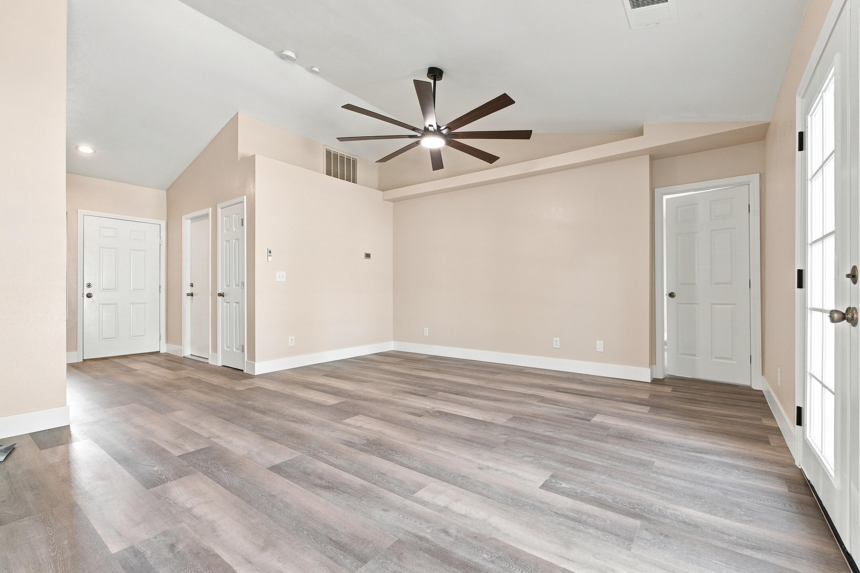 1646 Hartley Ave, Farmersville, CA 93223