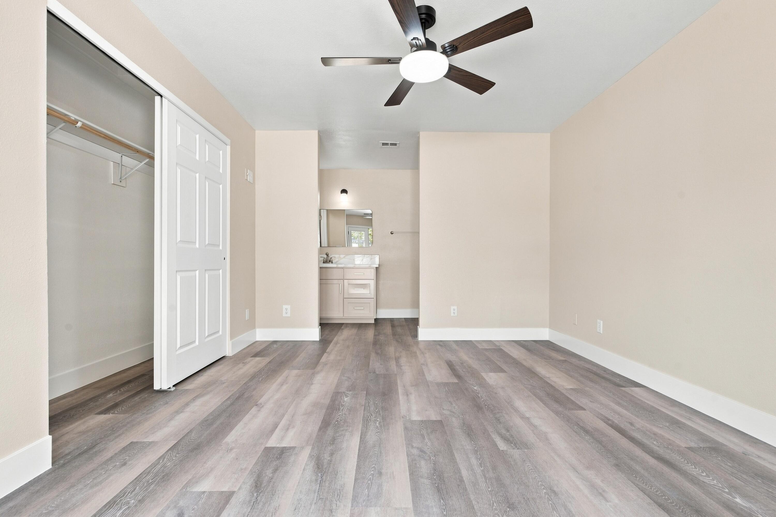 1646 Hartley Ave, Farmersville, CA 93223