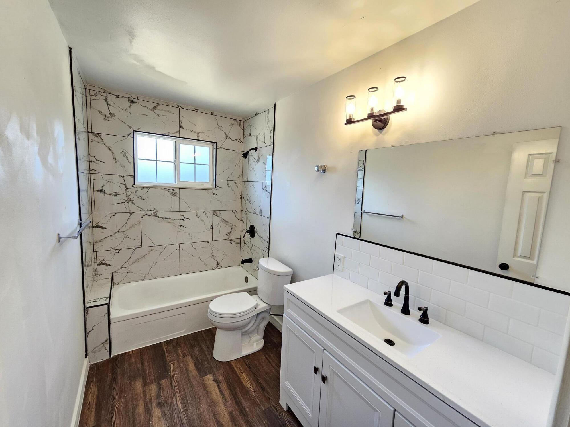 1464 Etna, Tulare, CA 93274