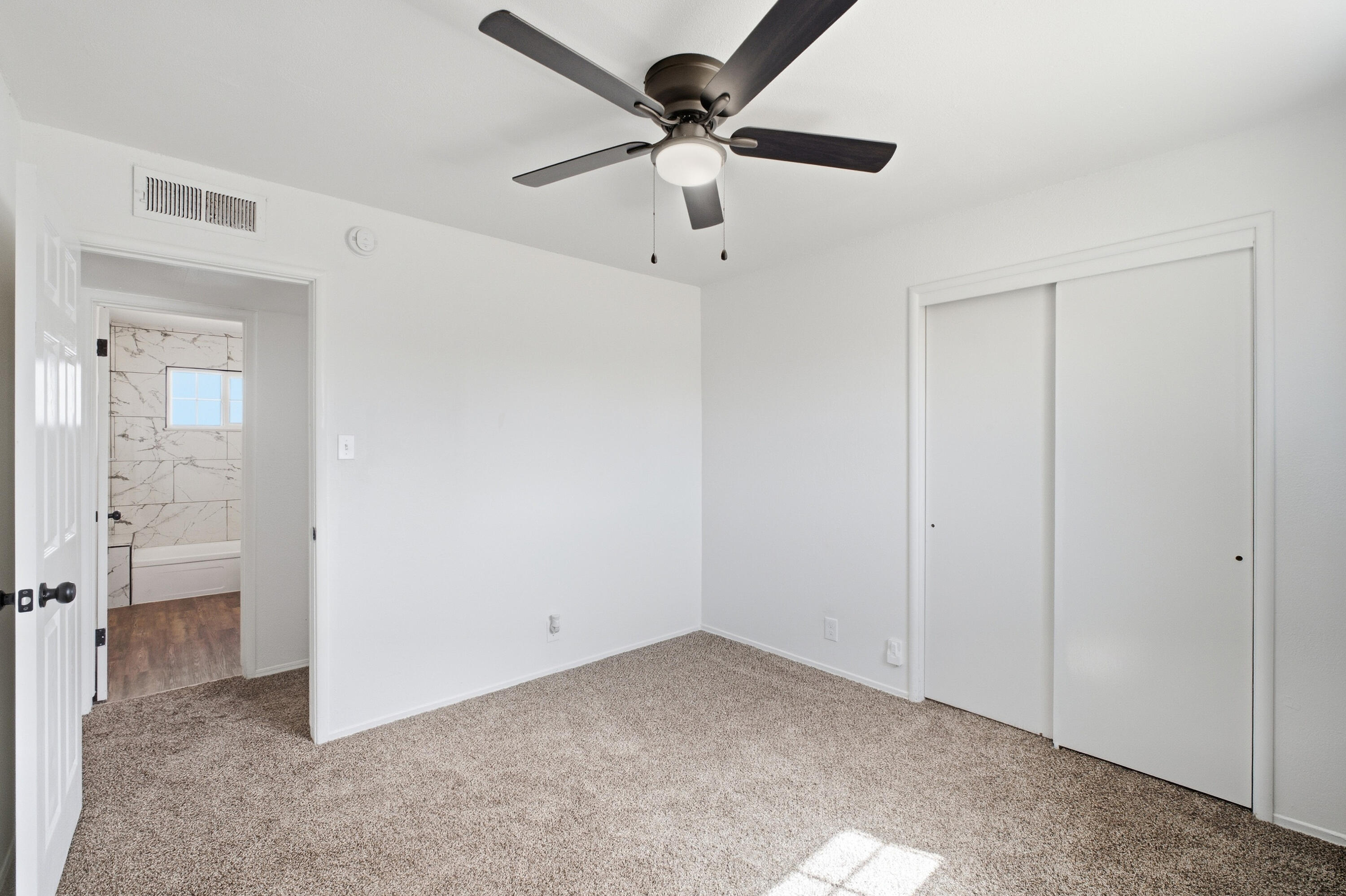 1464 Etna, Tulare, CA 93274