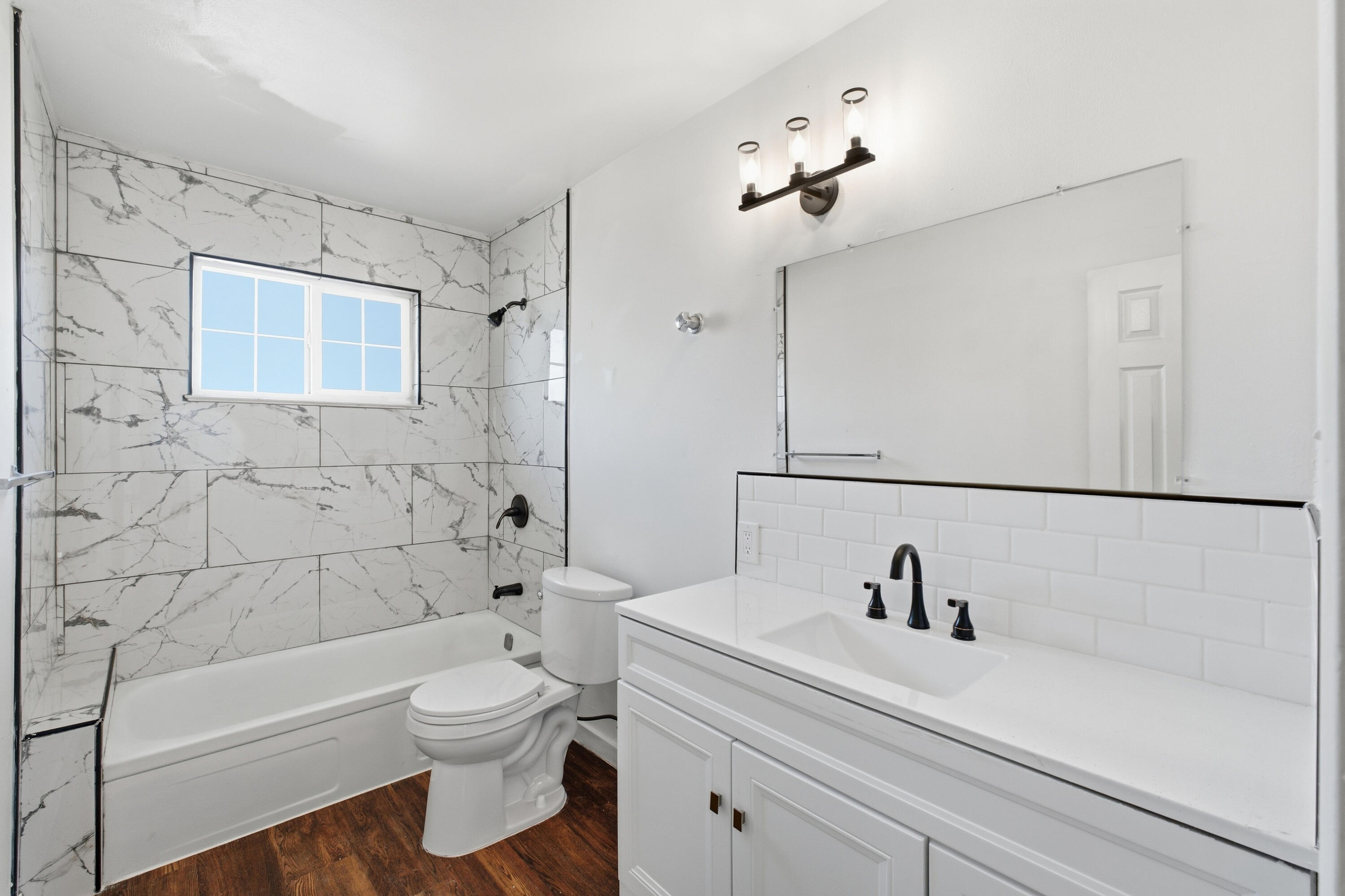 1464 Etna, Tulare, CA 93274