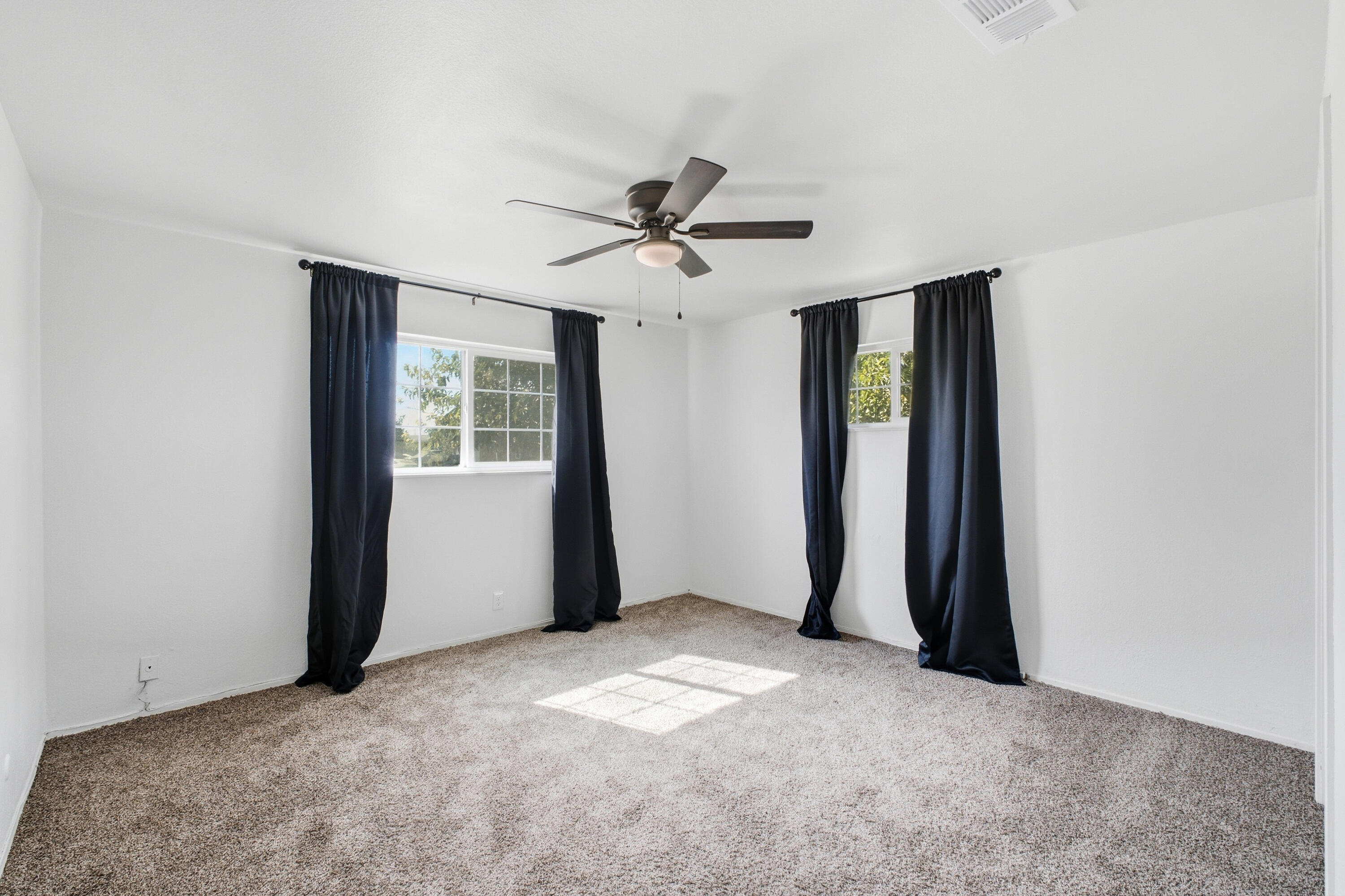 1464 Etna, Tulare, CA 93274