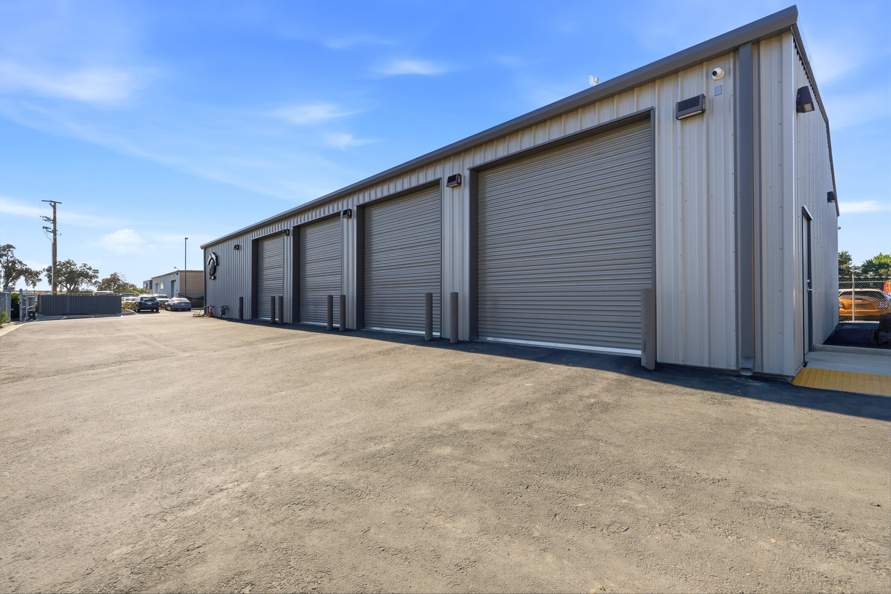 222 S Dunworth St, Visalia, CA 93292