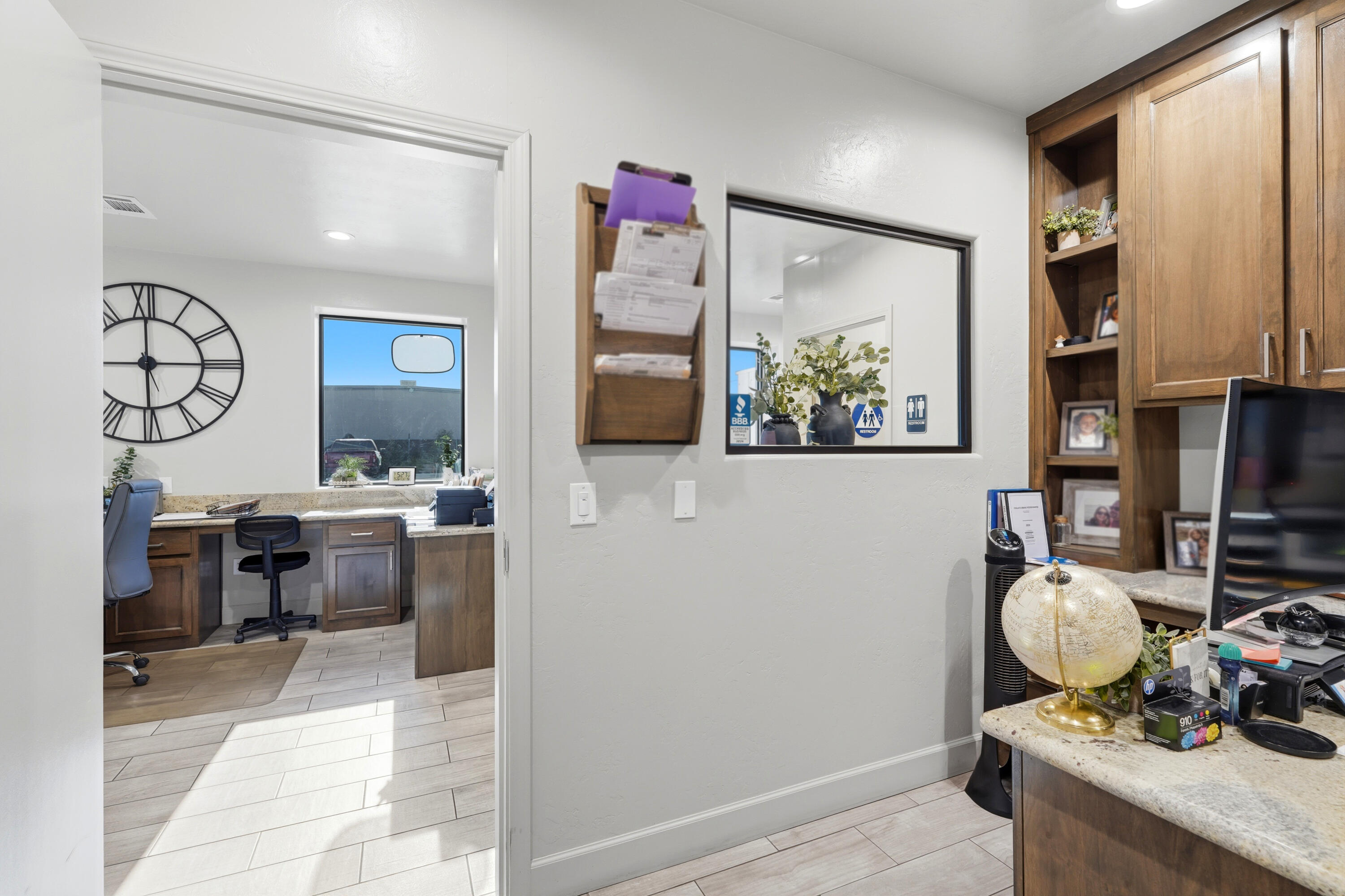 222 S Dunworth St, Visalia, CA 93292