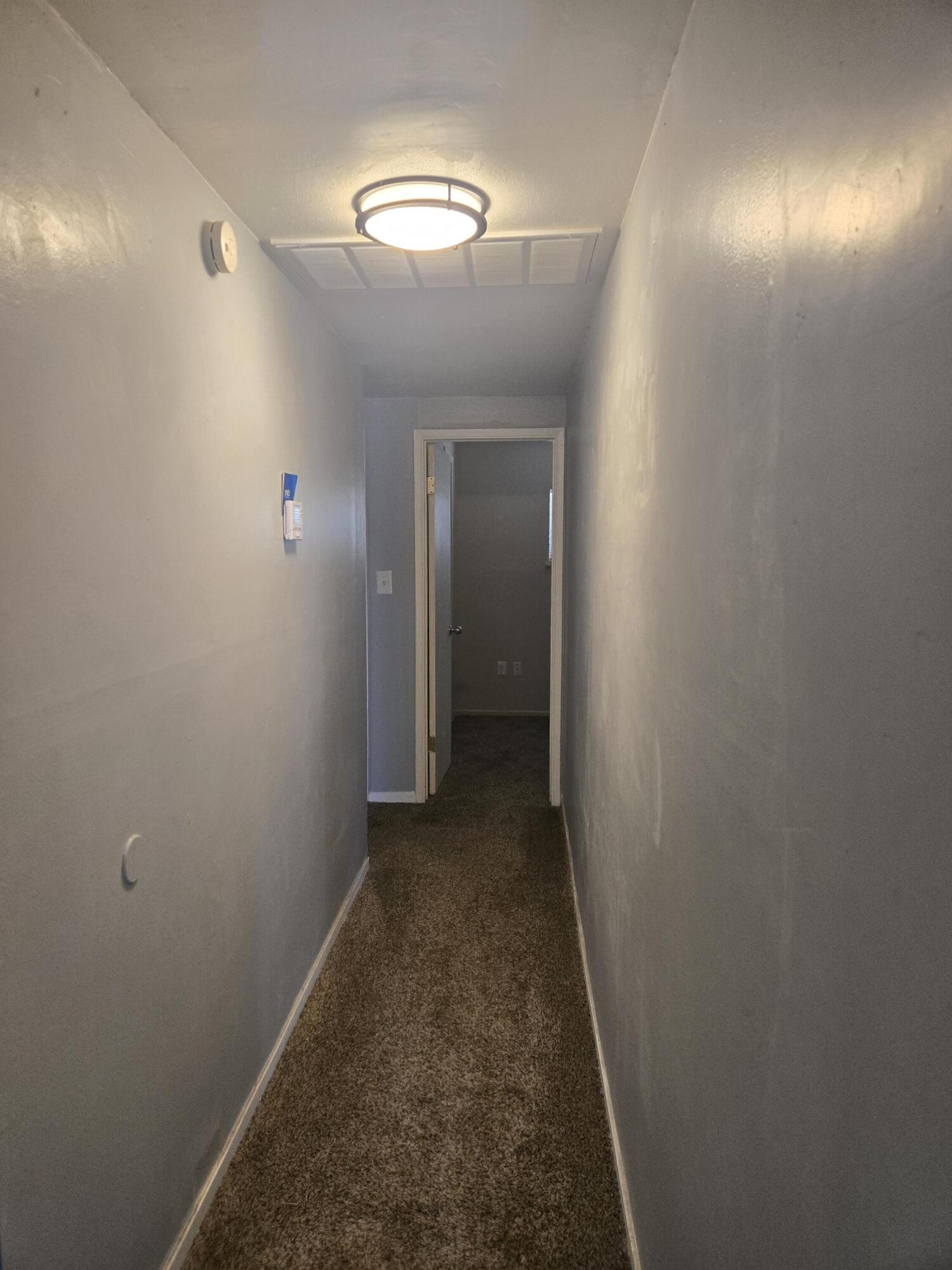 304 W Compton Ave, Pixley, CA 93256