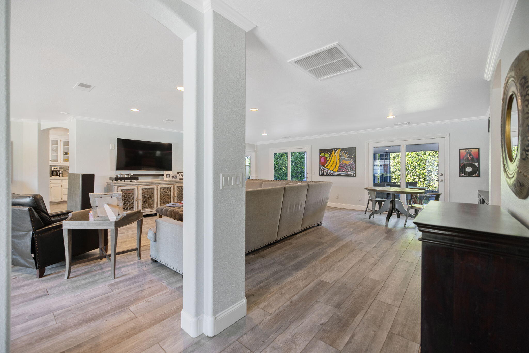 3106 W Hyde Ave, Visalia, CA 93291