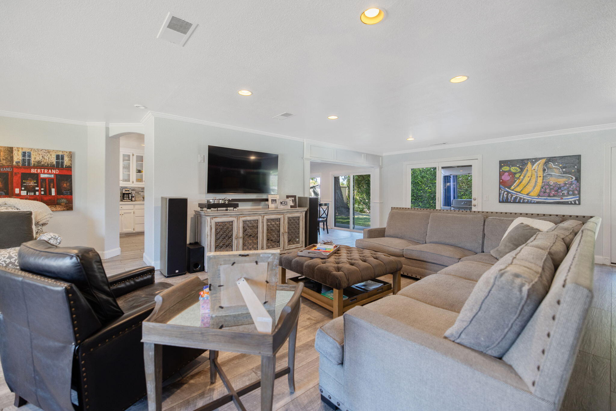 3106 W Hyde Ave, Visalia, CA 93291