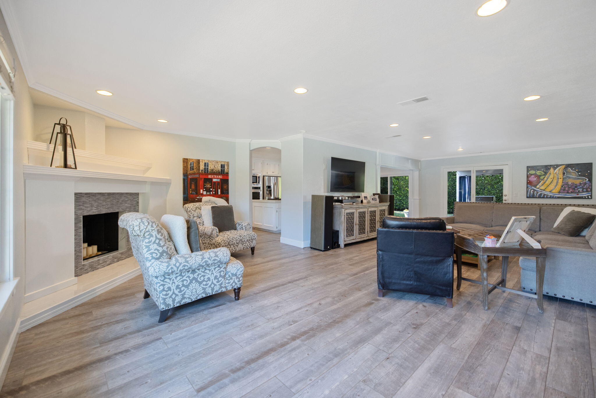 3106 W Hyde Ave, Visalia, CA 93291