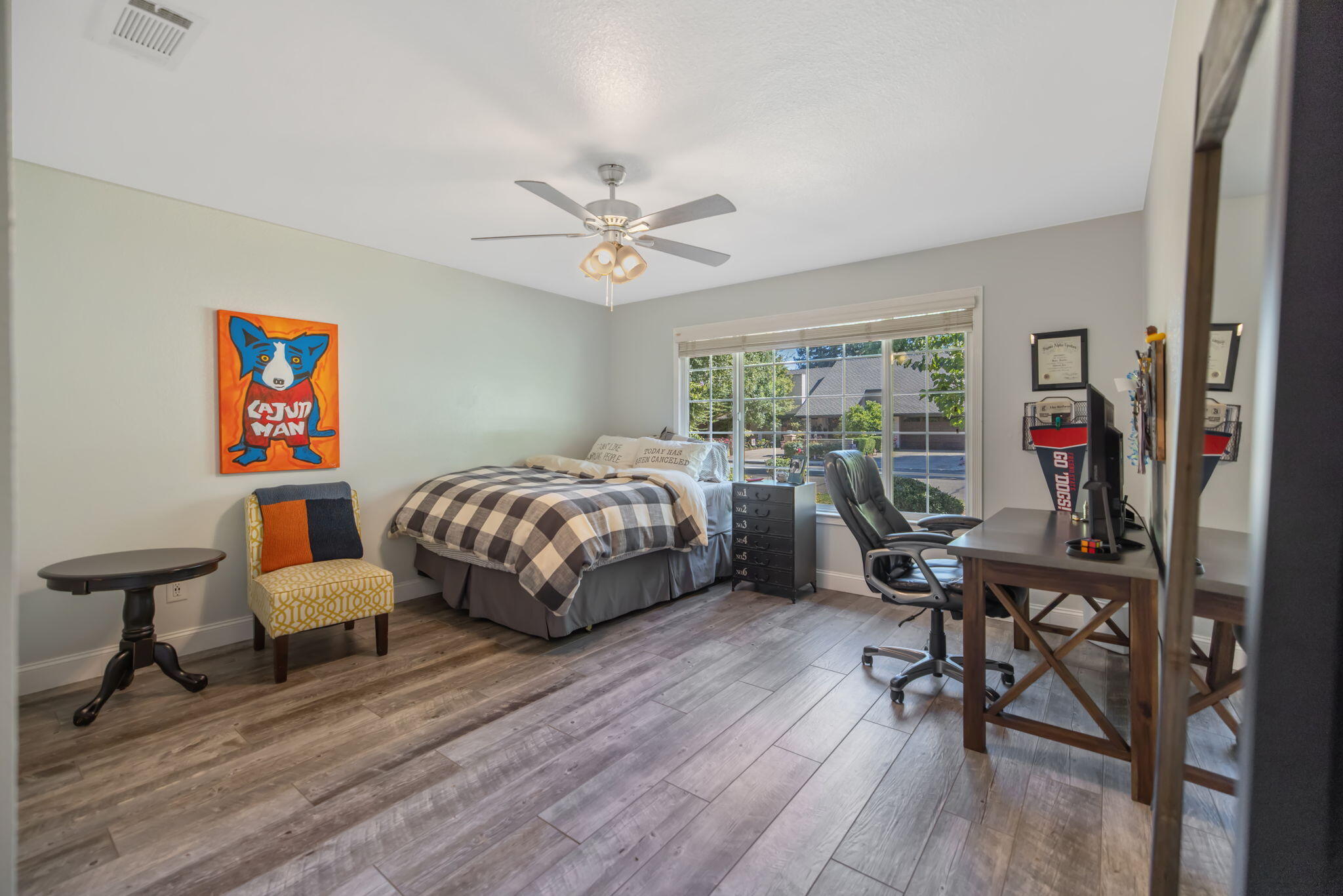3106 W Hyde Ave, Visalia, CA 93291