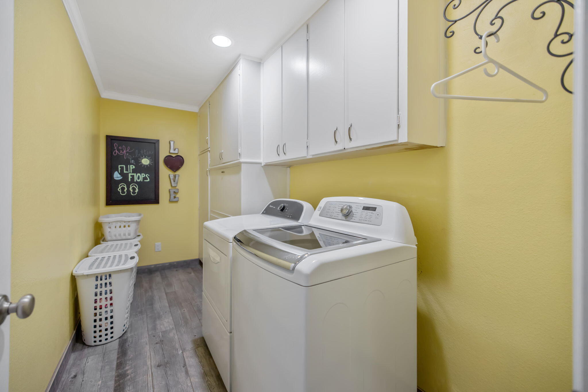 3106 W Hyde Ave, Visalia, CA 93291