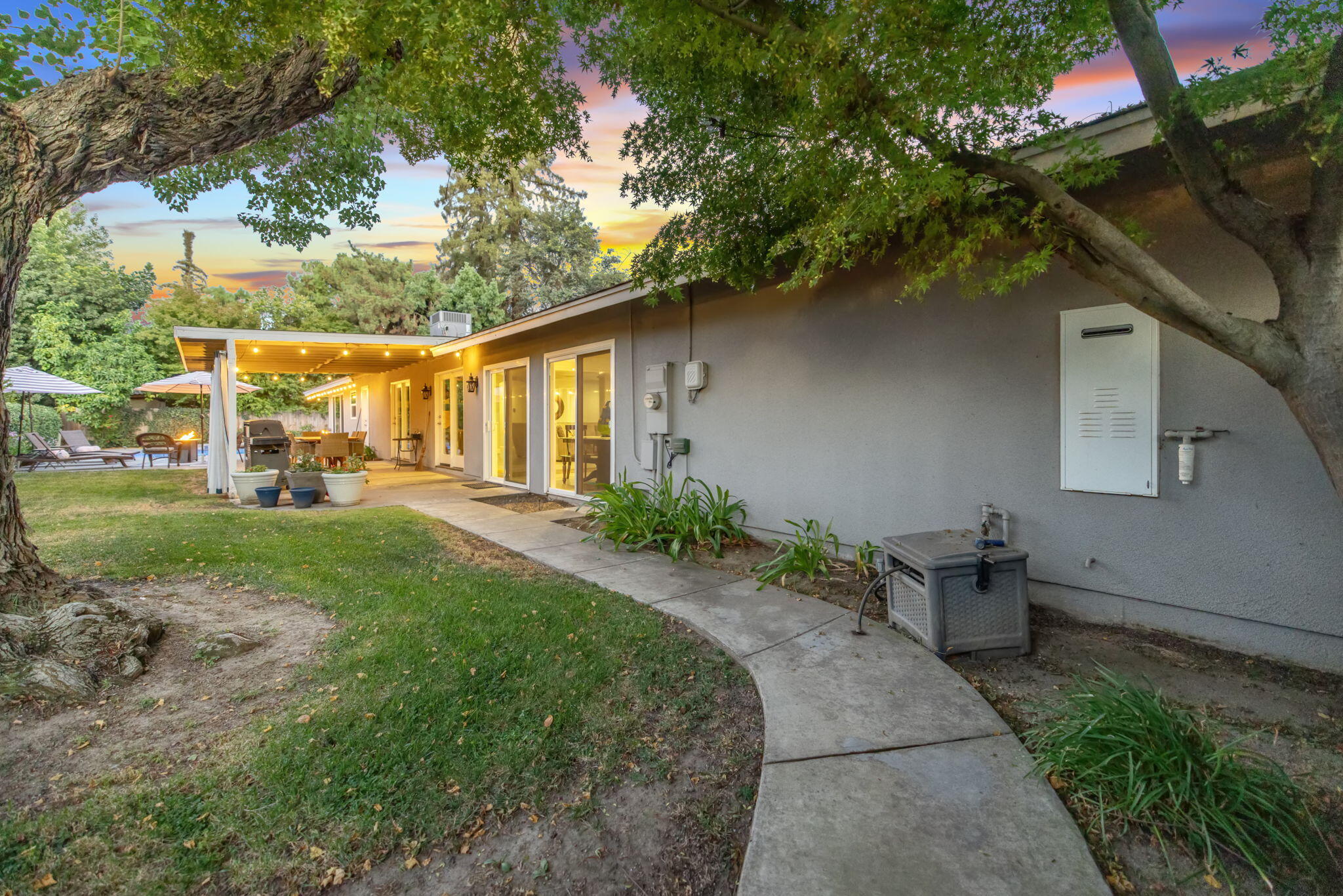 3106 W Hyde Ave, Visalia, CA 93291
