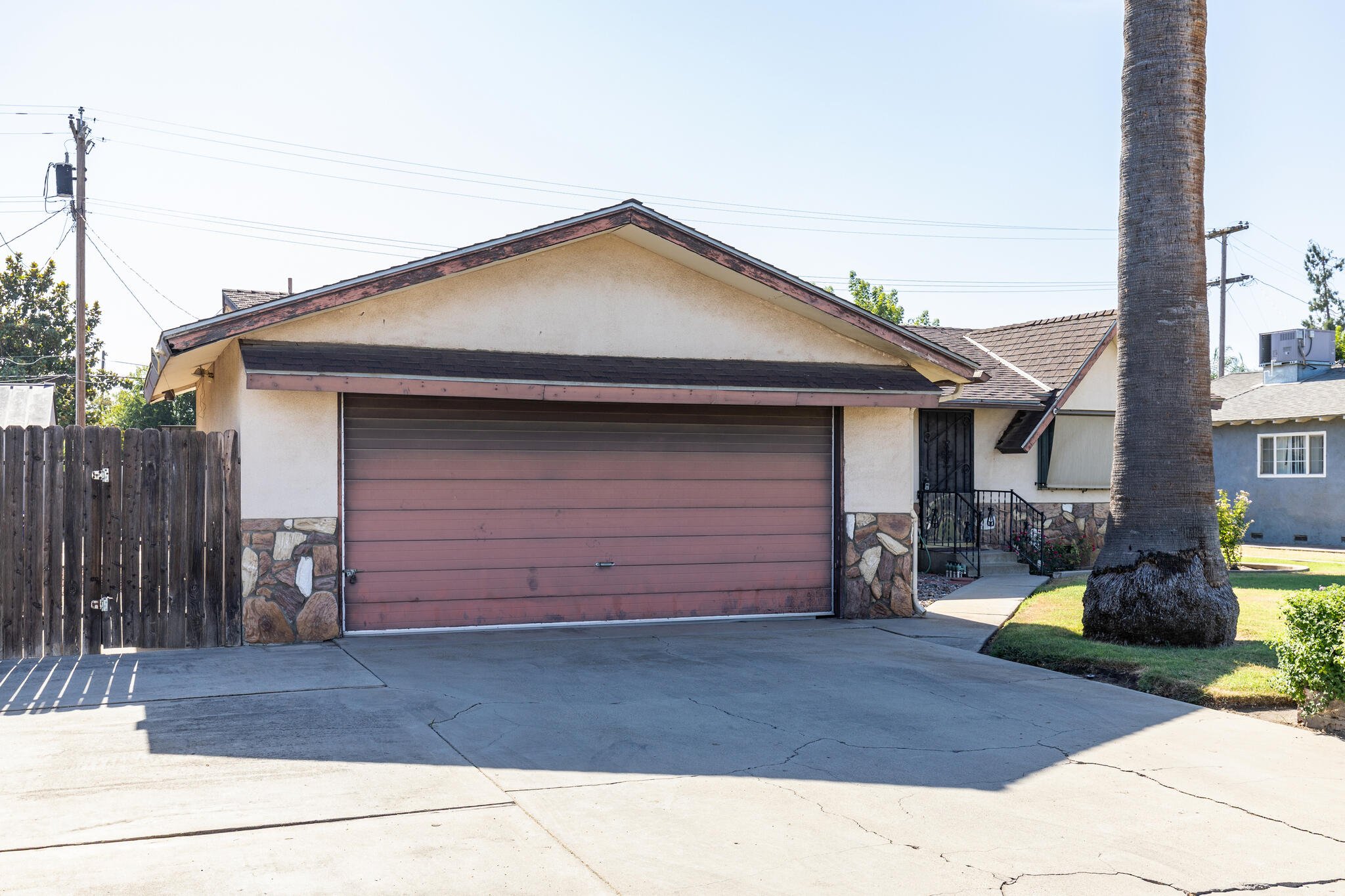 41428 David Rd, Orosi, CA 93647
