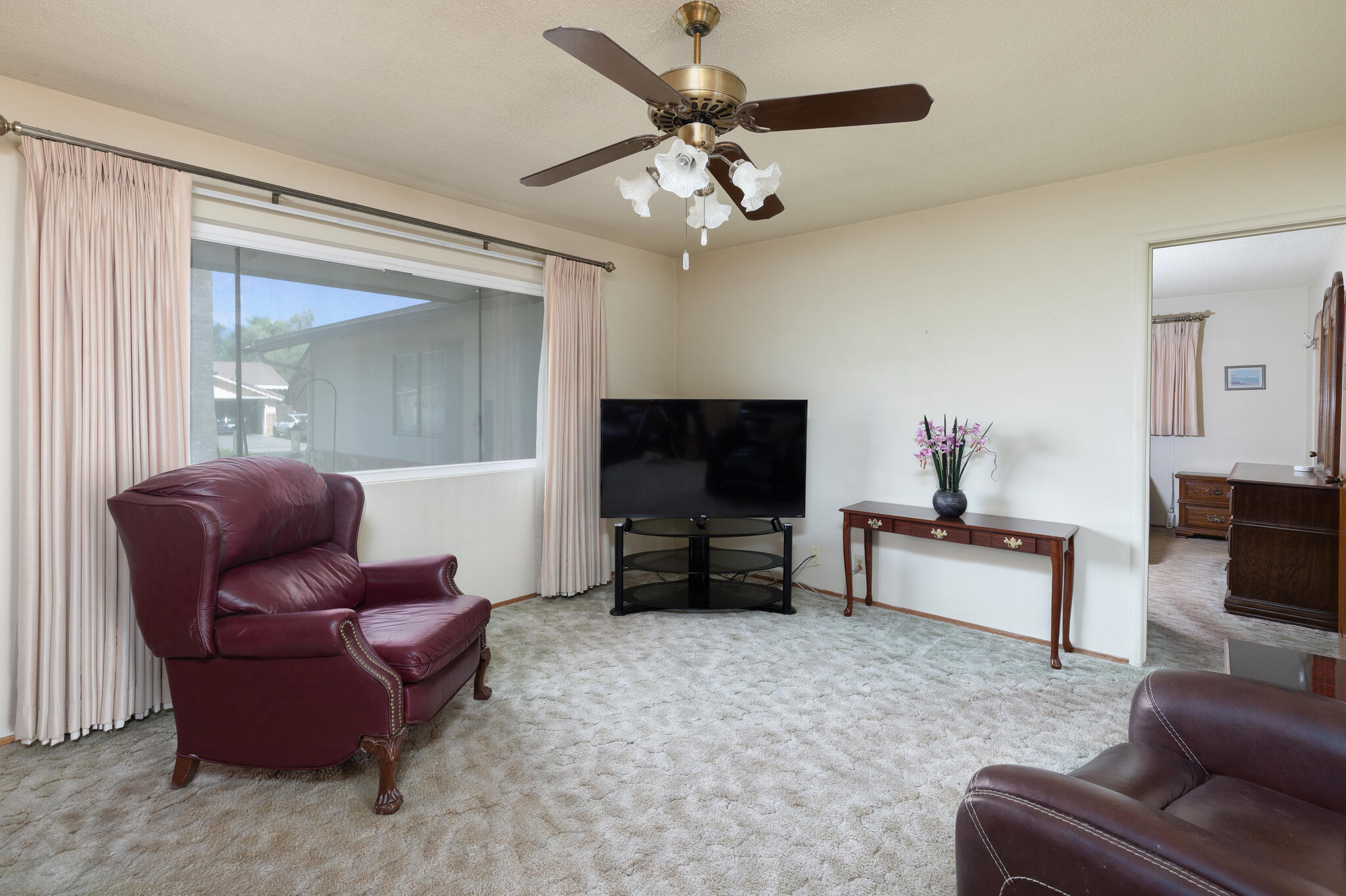 41428 David Rd, Orosi, CA 93647