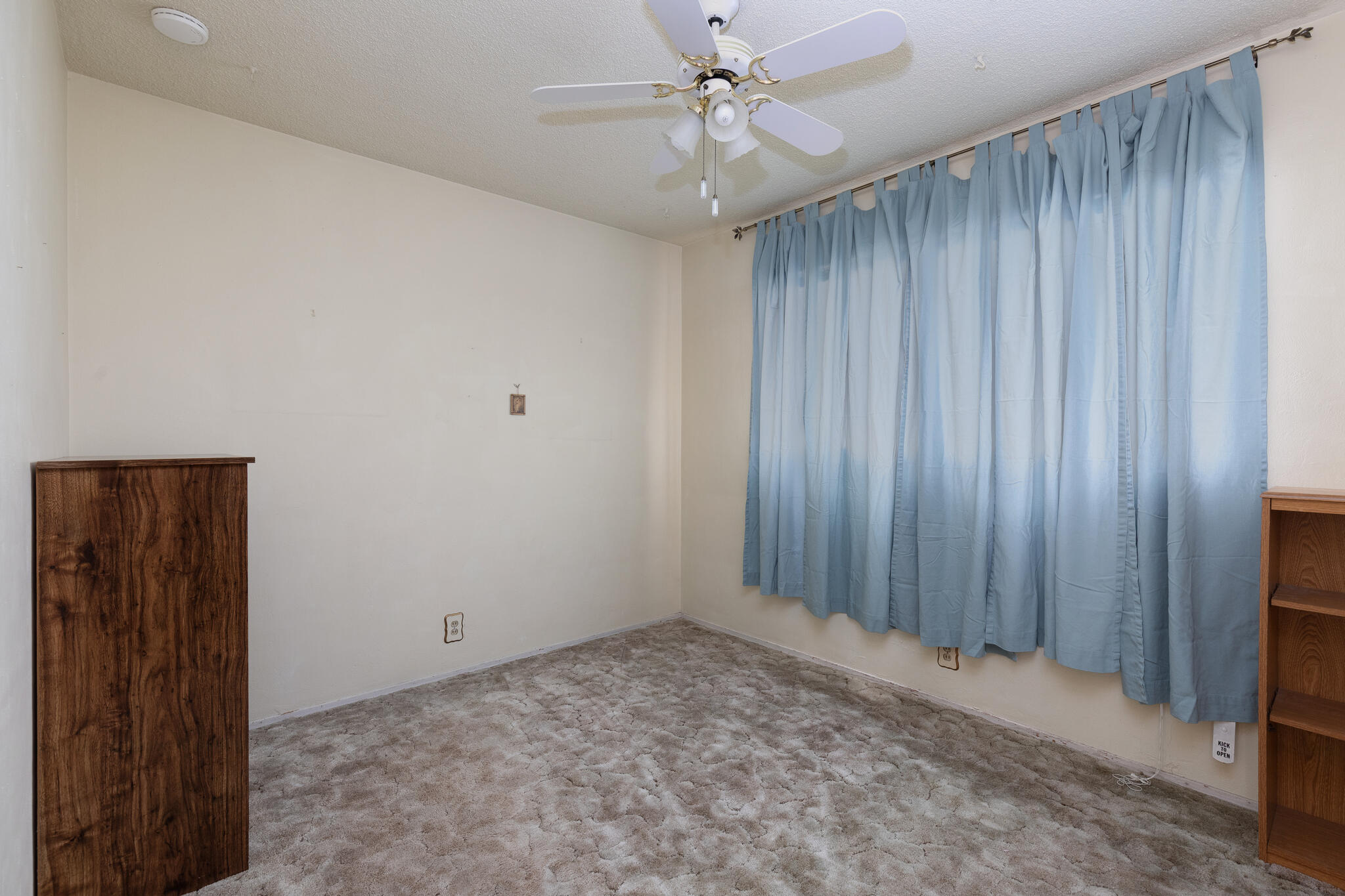 41428 David Rd, Orosi, CA 93647