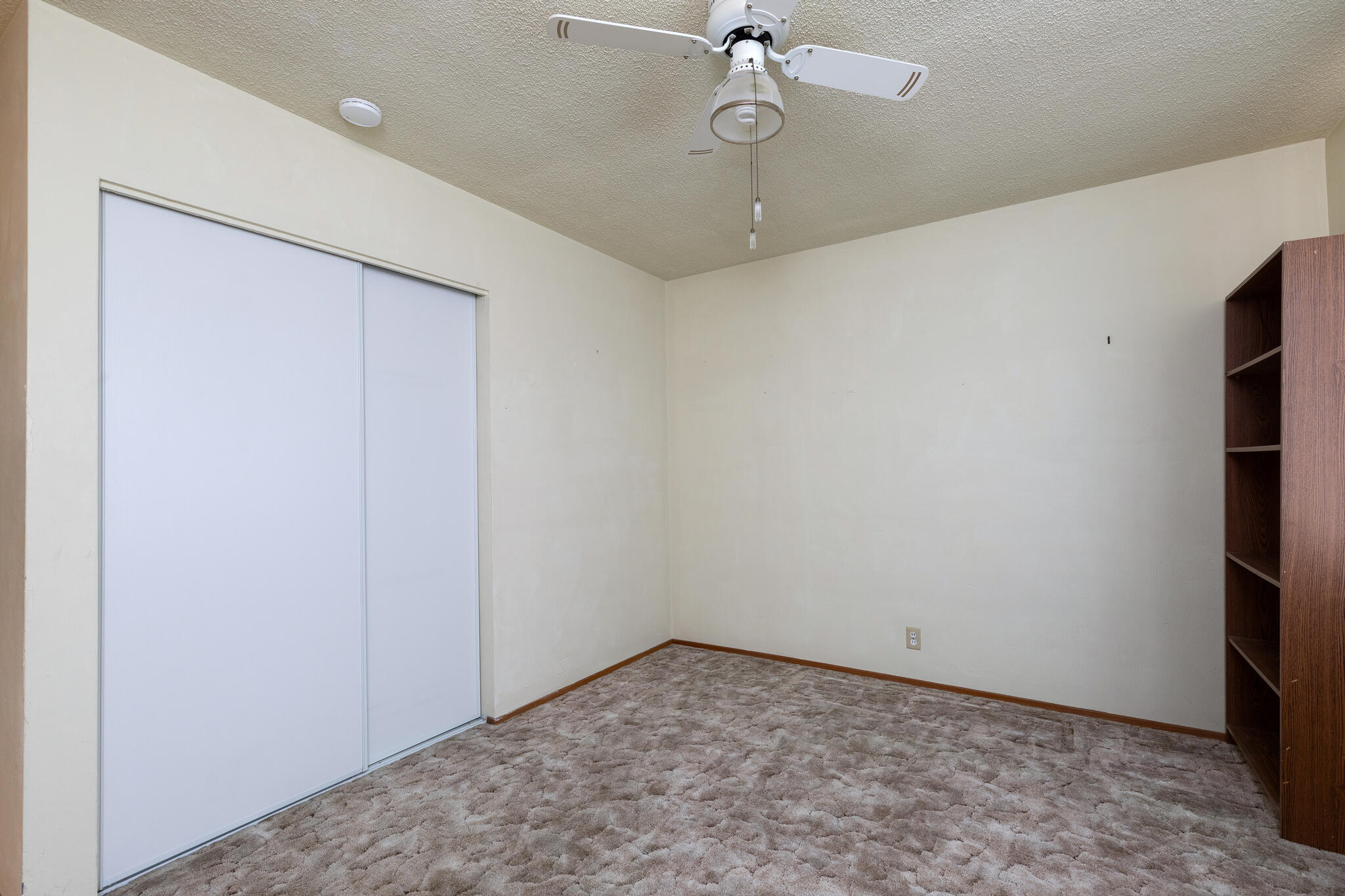 41428 David Rd, Orosi, CA 93647