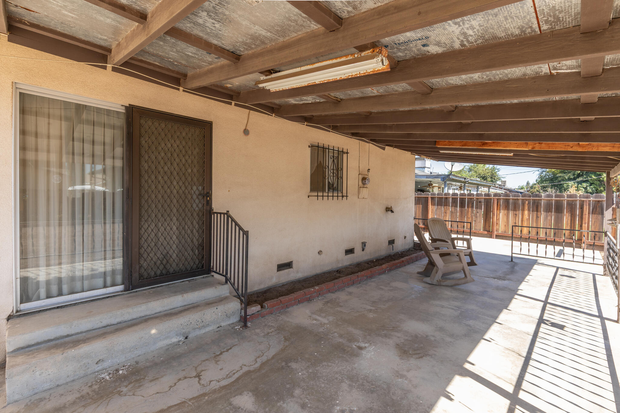 41428 David Rd, Orosi, CA 93647