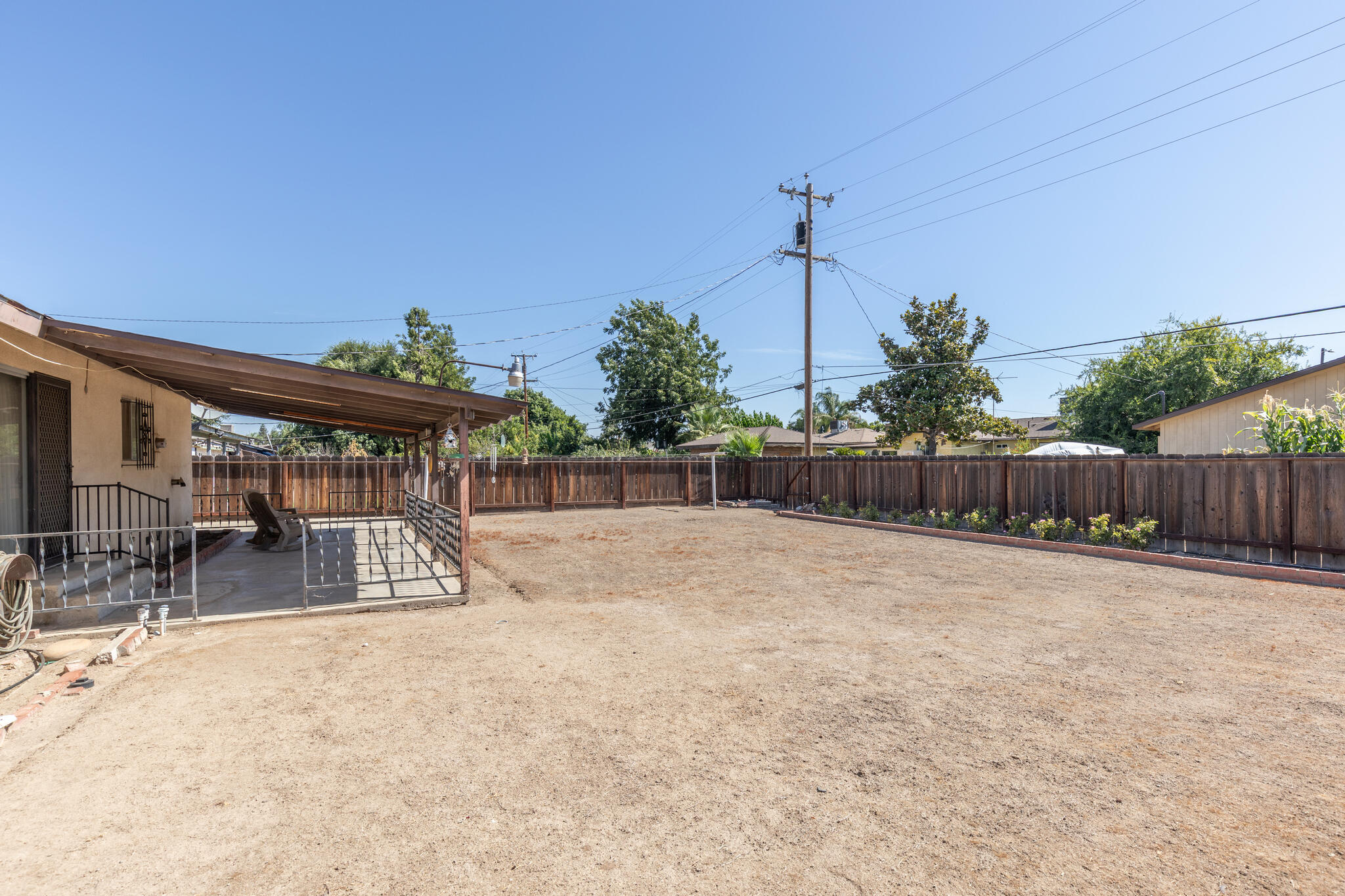 41428 David Rd, Orosi, CA 93647