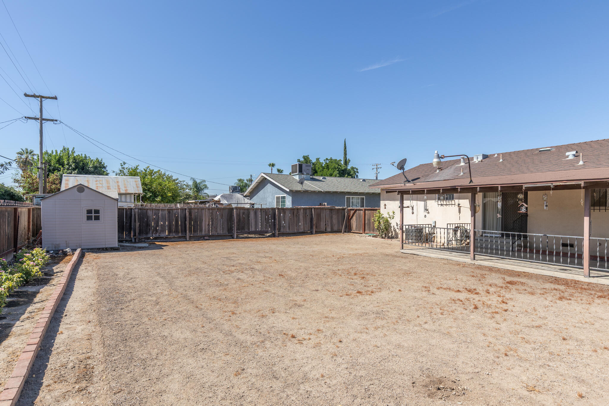 41428 David Rd, Orosi, CA 93647