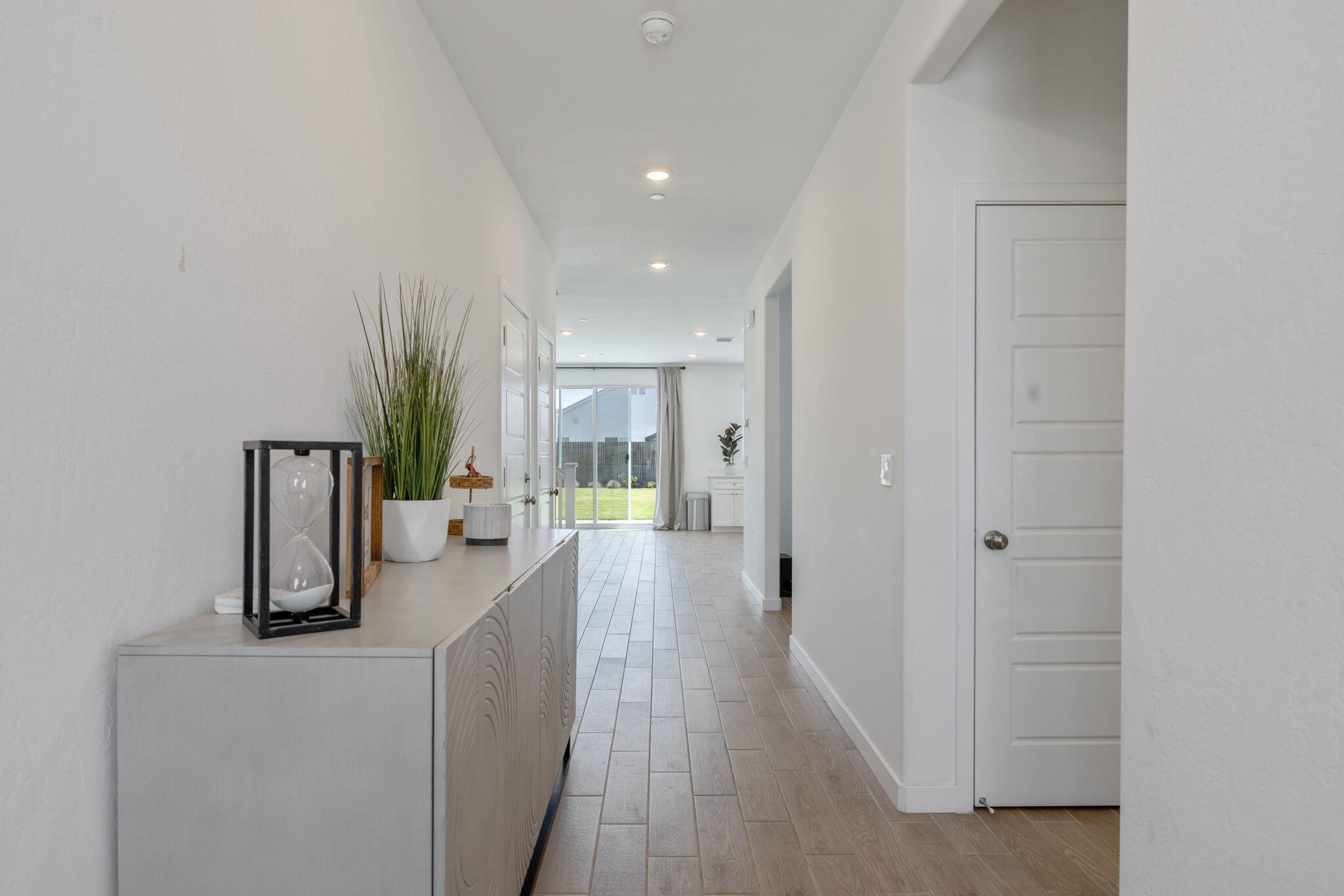 1322 S Palm St, Visalia, CA 93292