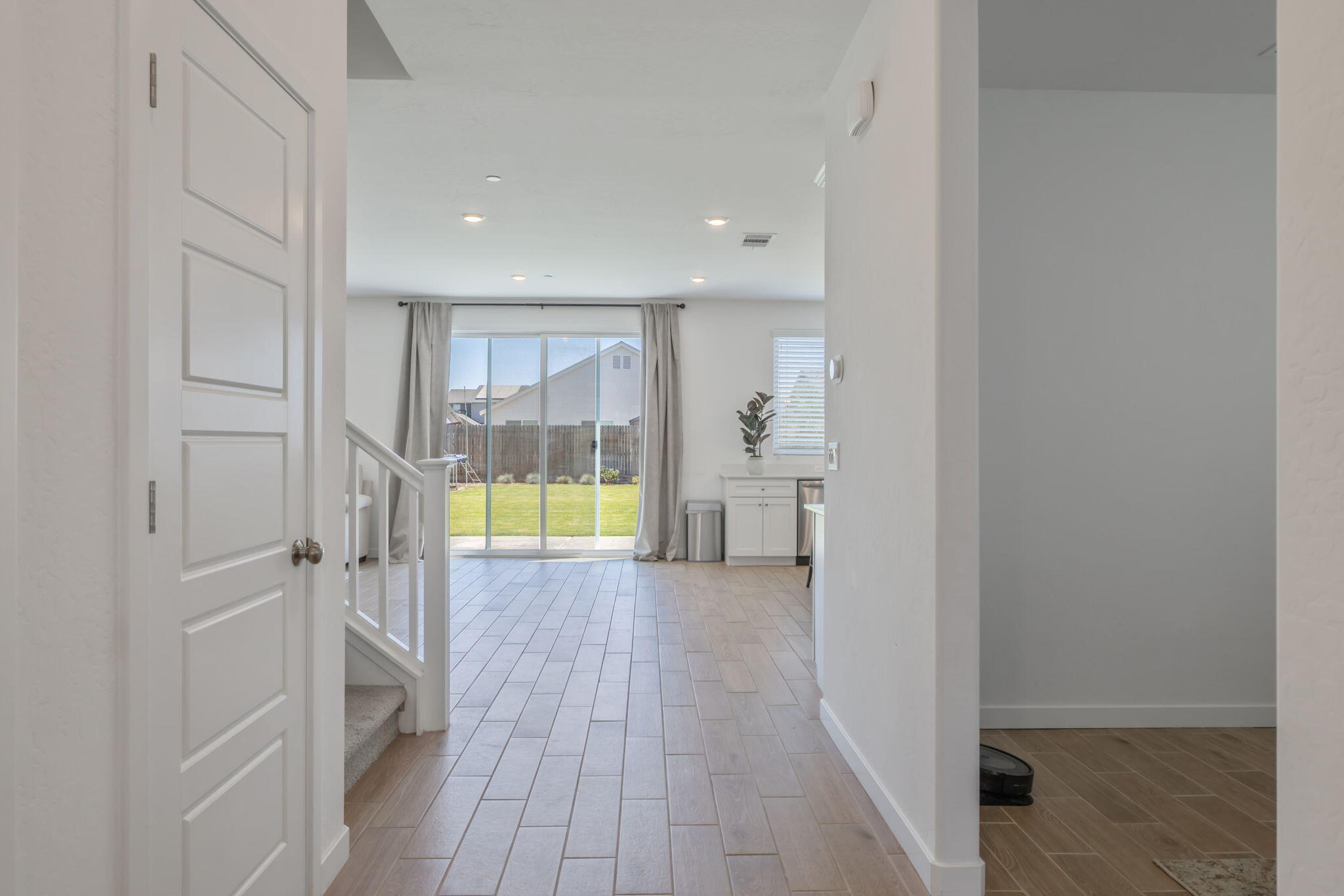 1322 S Palm St, Visalia, CA 93292