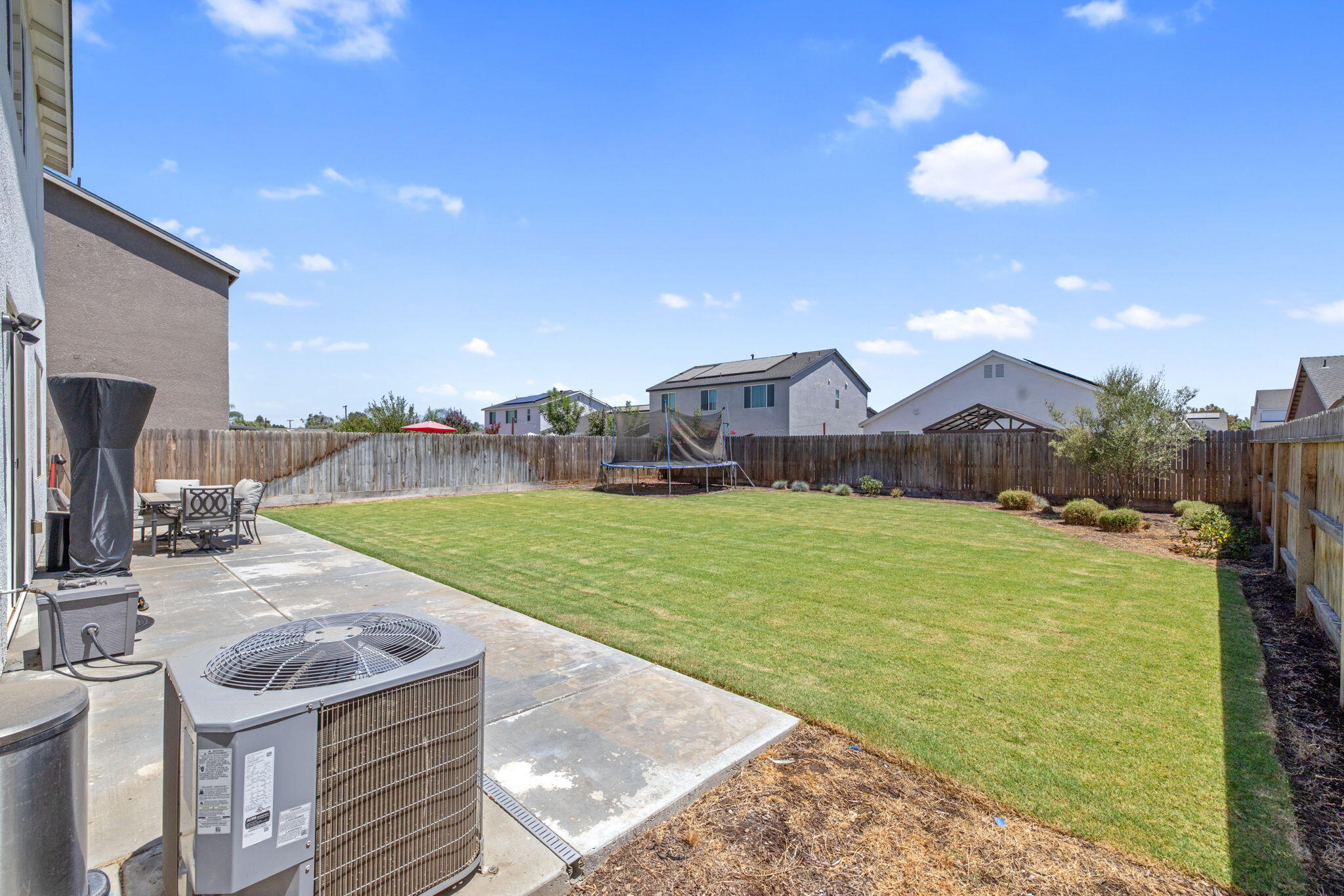 1322 S Palm St, Visalia, CA 93292