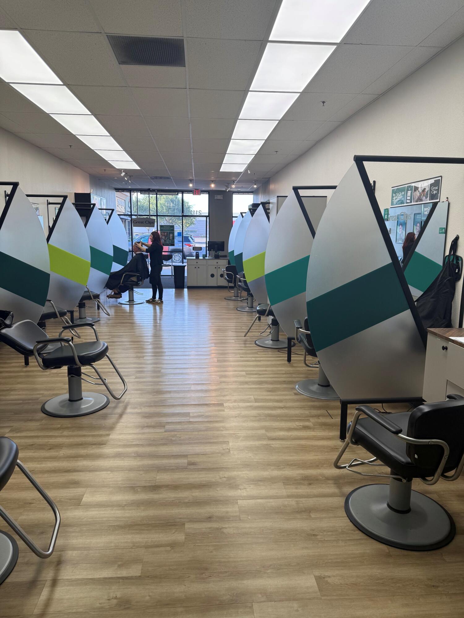 2111 E Prosperity Ave, Tulare, CA 93274