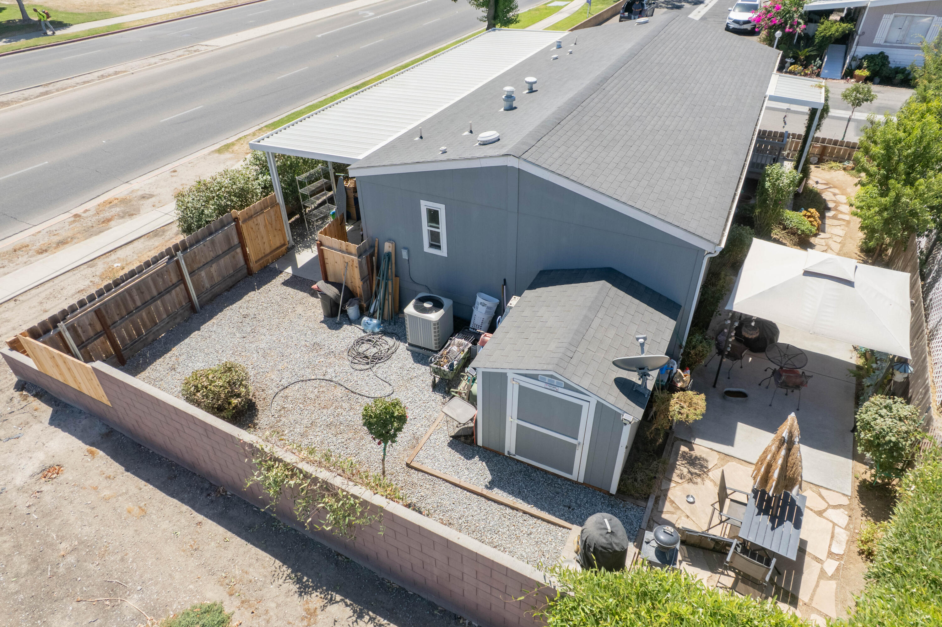 415 N Akers St #1, Visalia, CA 93291