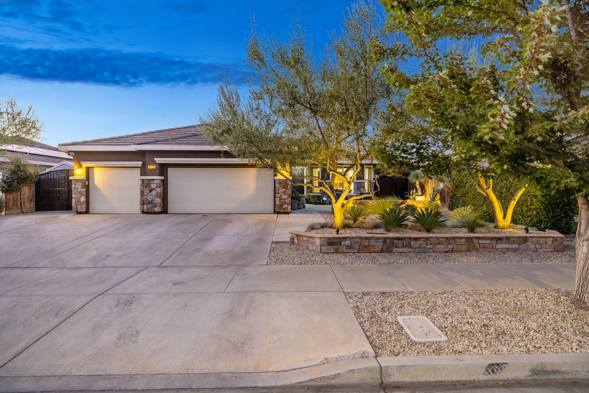 3438 W Perez Ave, Visalia, CA 93291