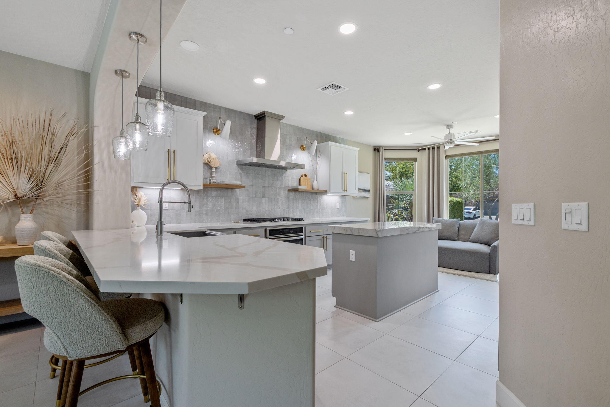 3438 W Perez Ave, Visalia, CA 93291