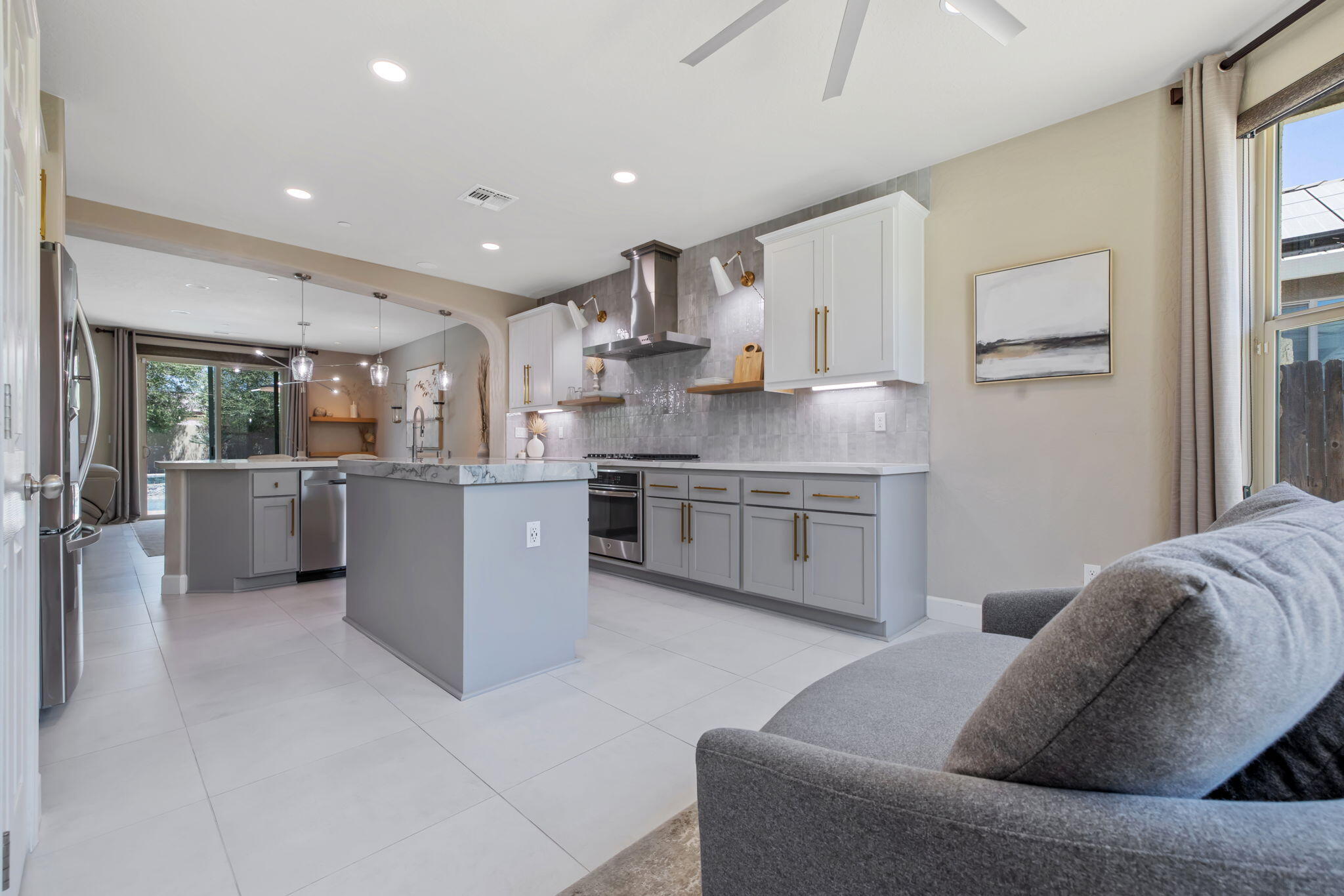 3438 W Perez Ave, Visalia, CA 93291