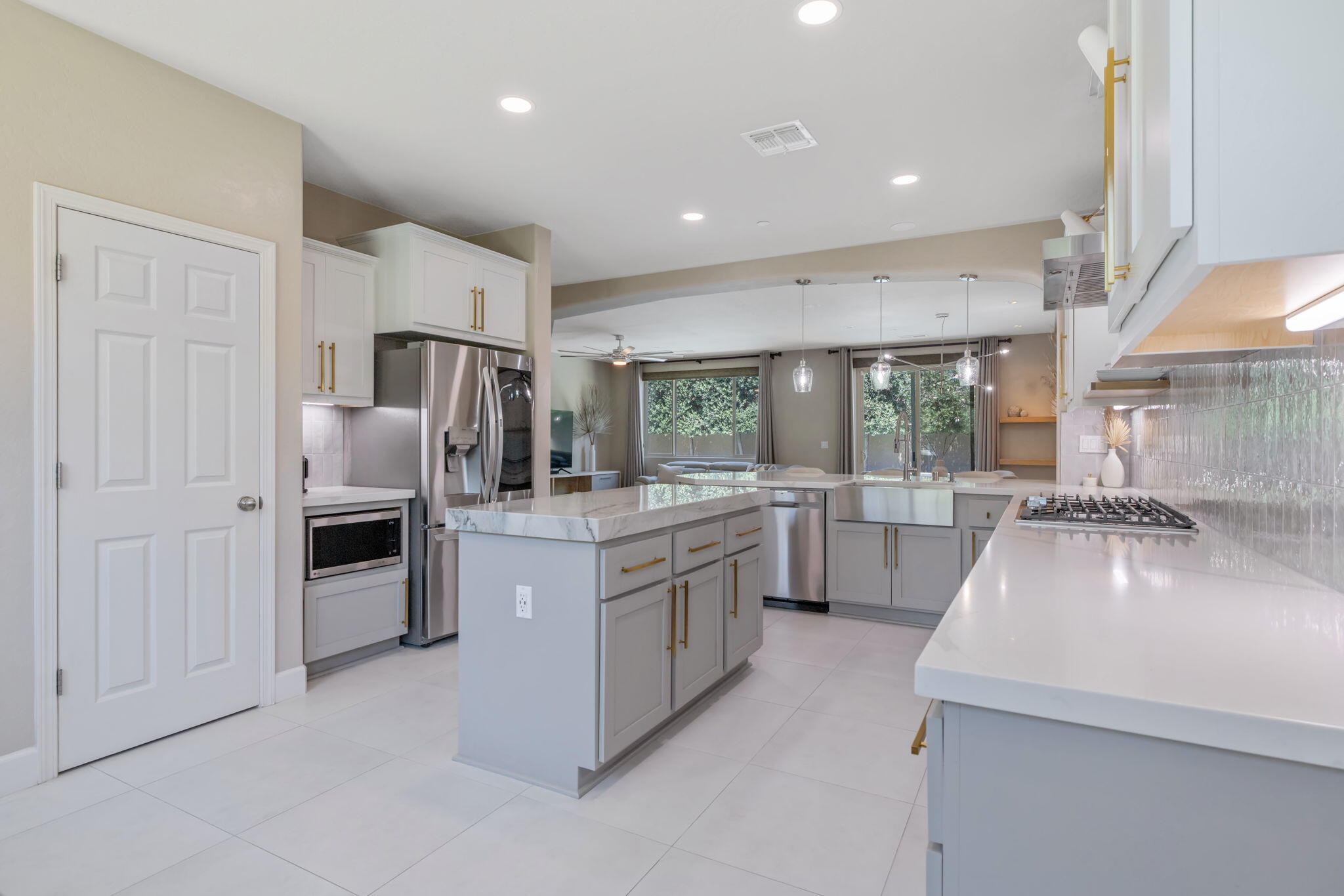3438 W Perez Ave, Visalia, CA 93291