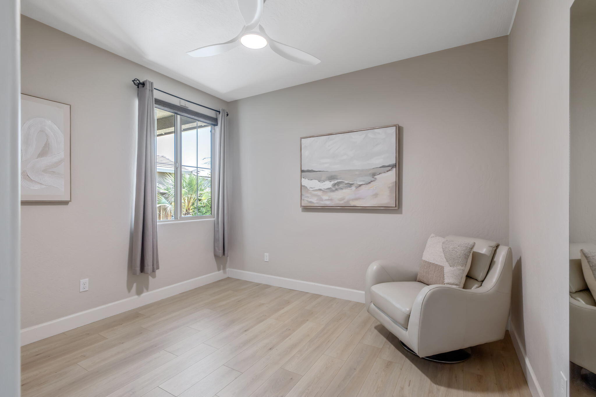 3438 W Perez Ave, Visalia, CA 93291
