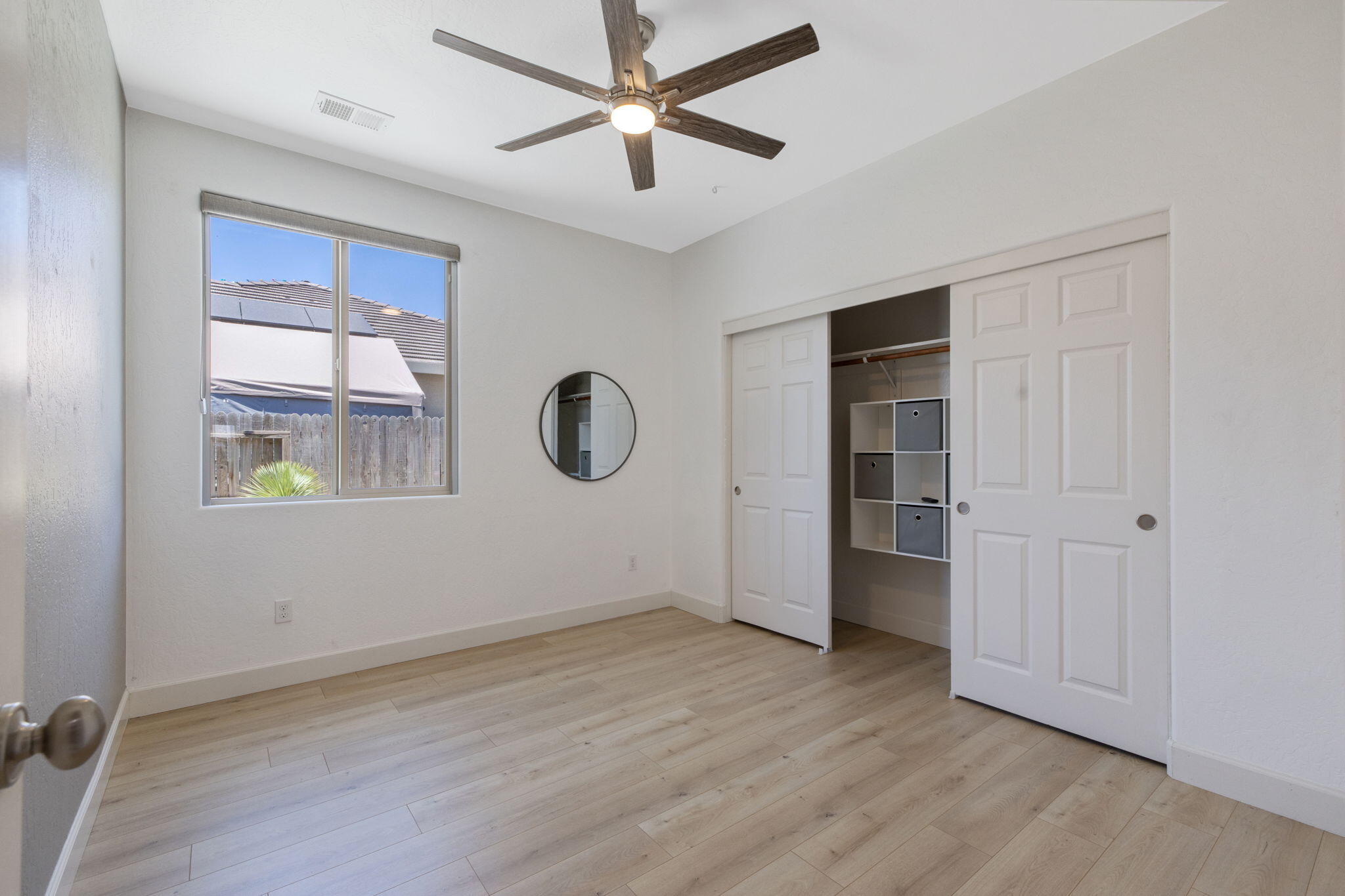 3438 W Perez Ave, Visalia, CA 93291