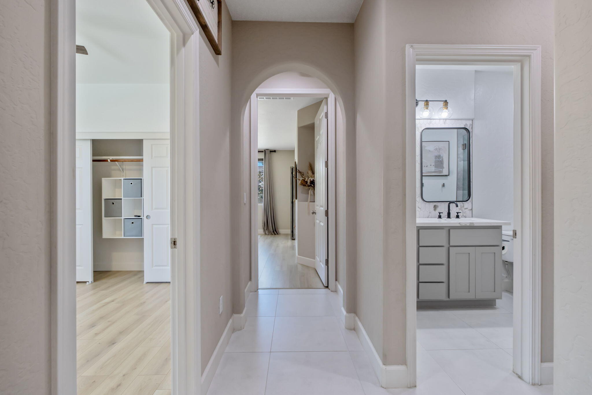 3438 W Perez Ave, Visalia, CA 93291