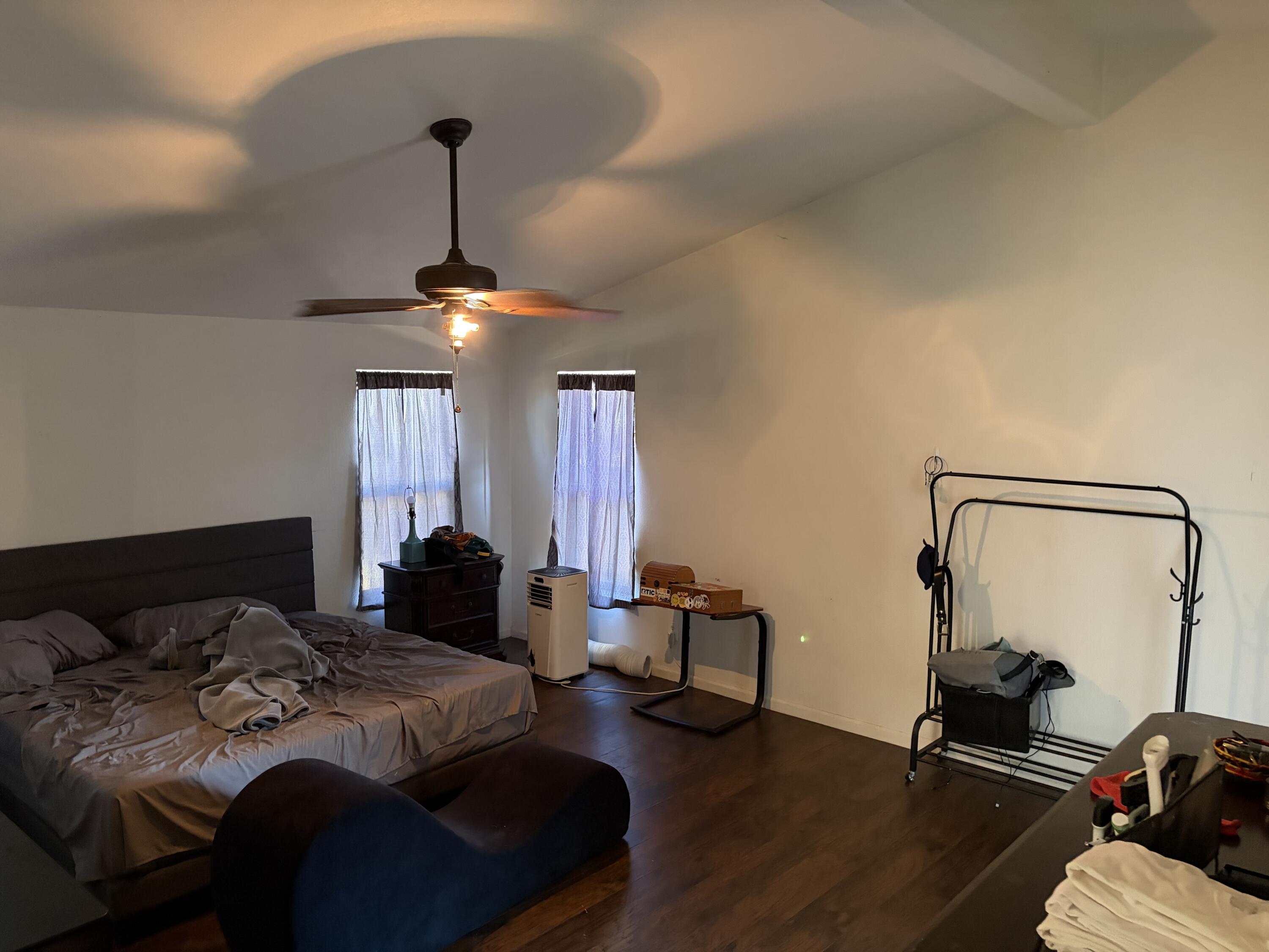 37421 Millwood Dr, Woodlake, CA 93286