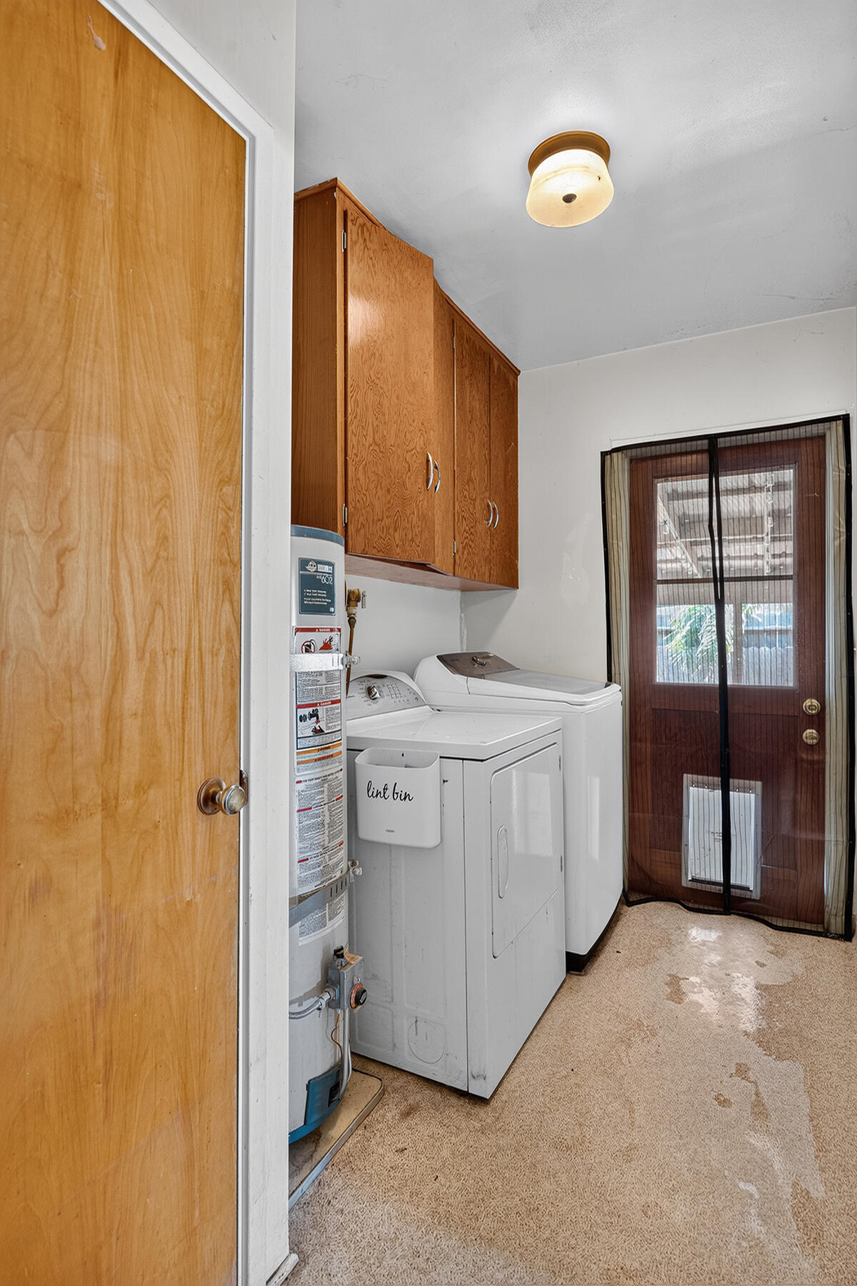 366 N Acacia St, Woodlake, CA 93286
