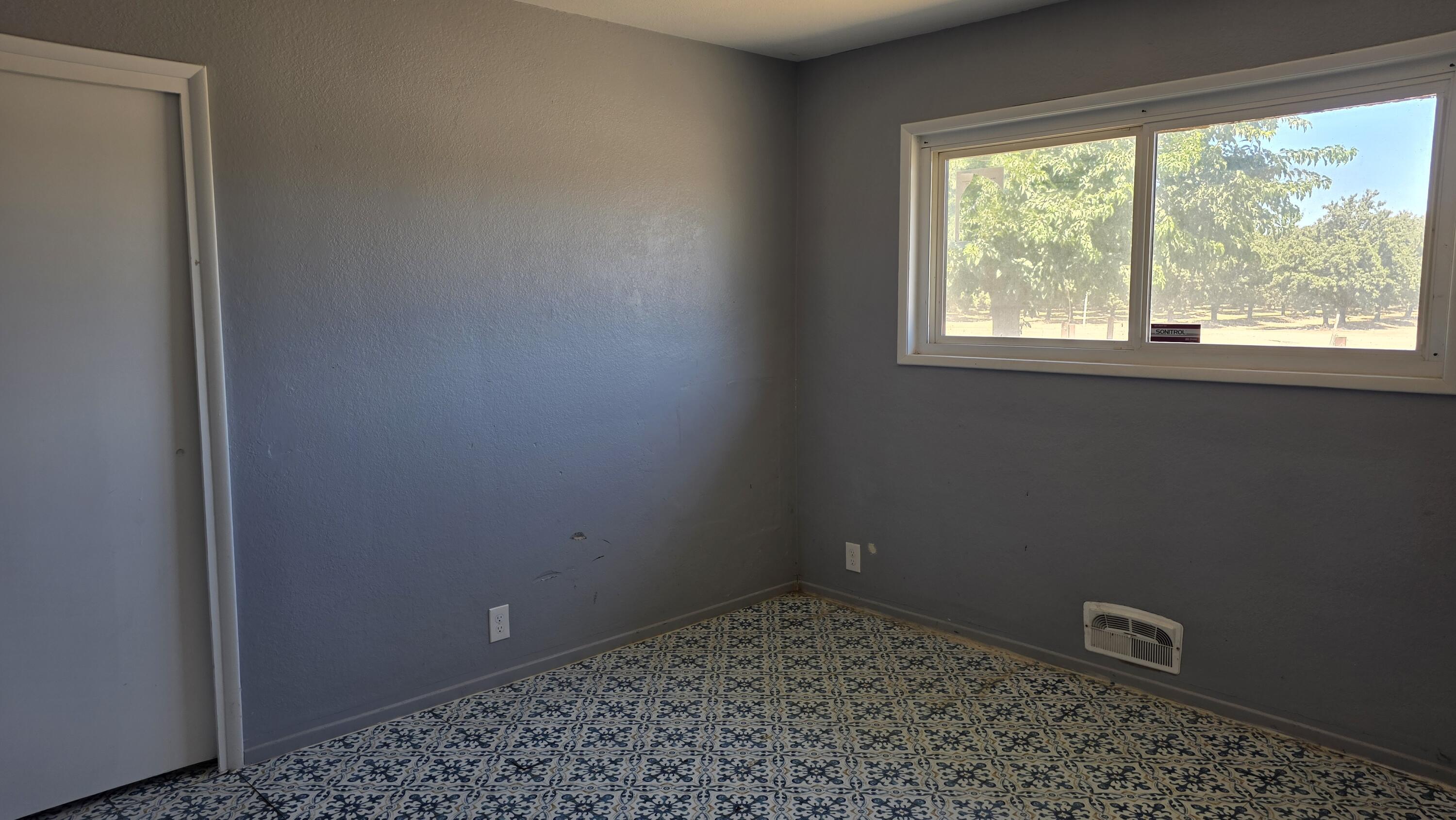 14777 Avenue 84, Pixley, CA 93256