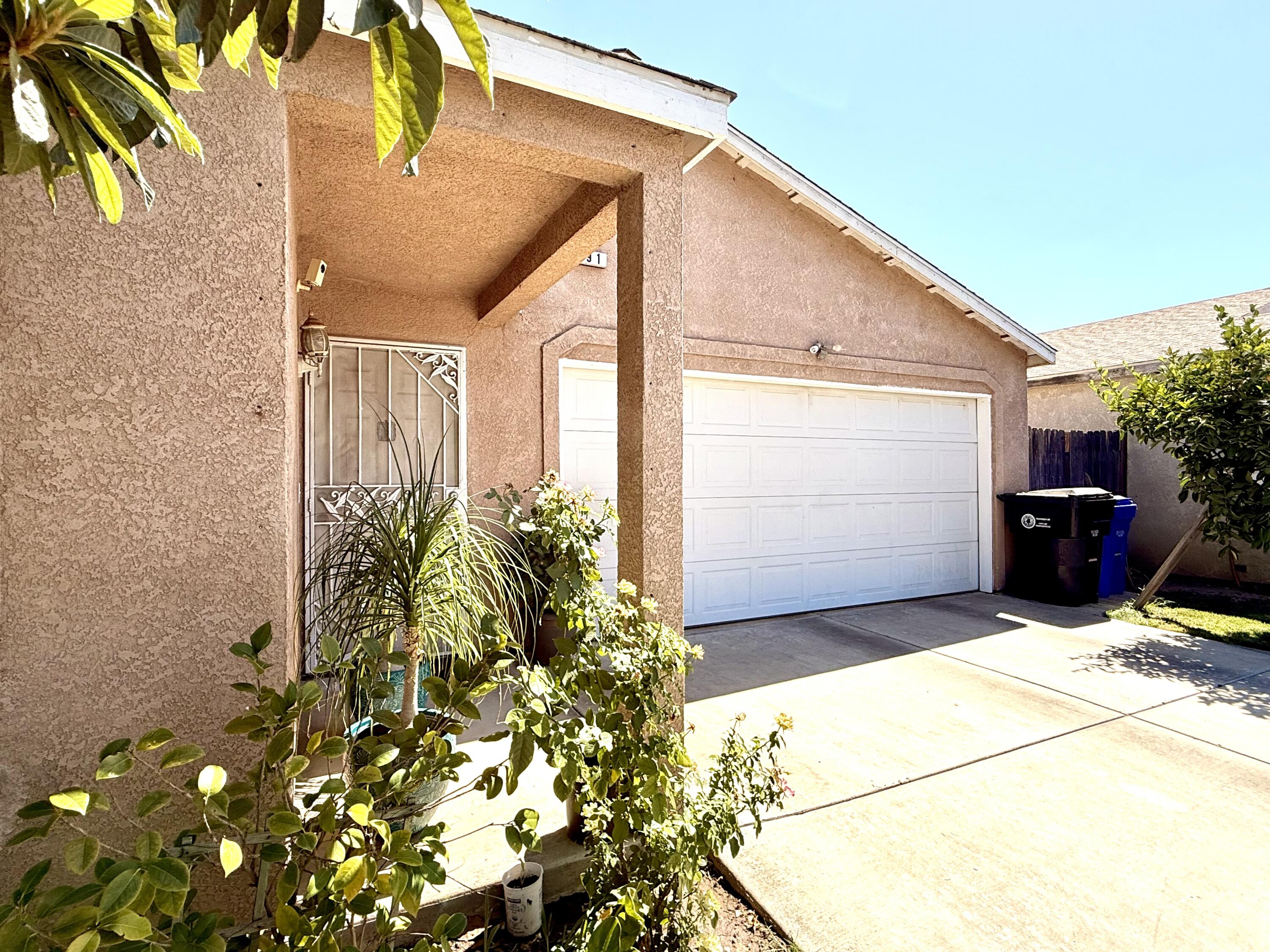291 Rio Vista Ave, Porterville, CA 93257