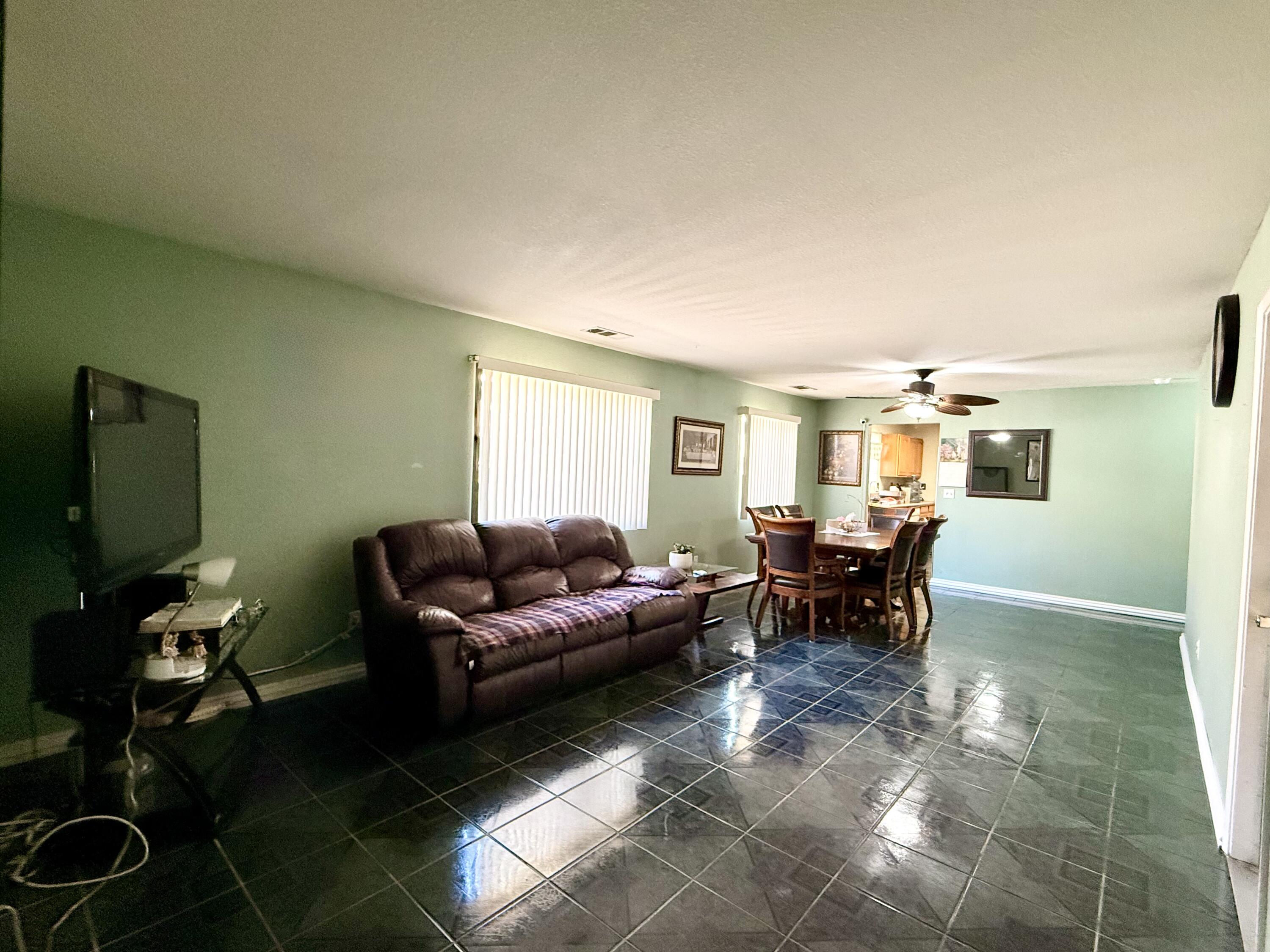 291 Rio Vista Ave, Porterville, CA 93257