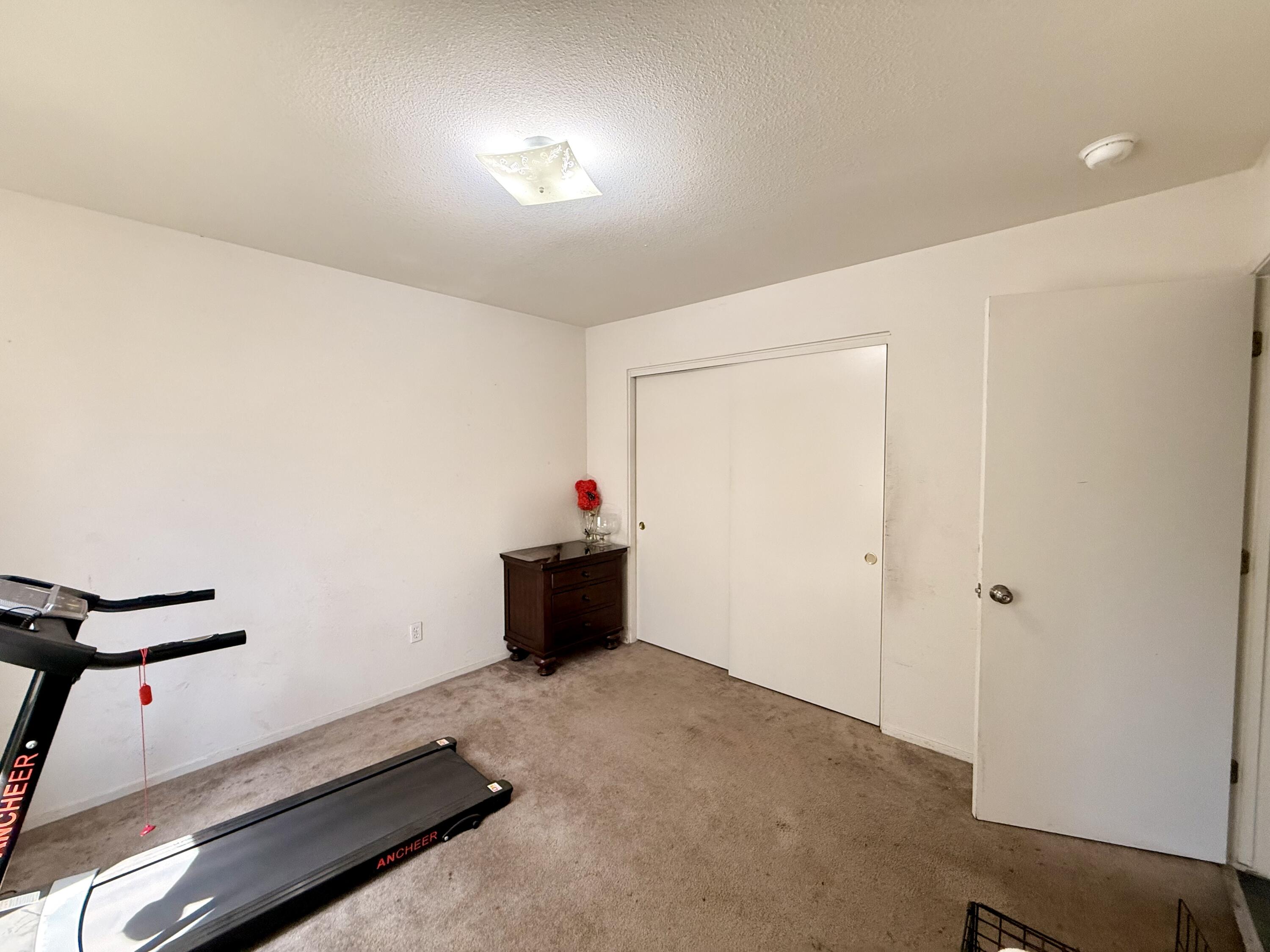 291 Rio Vista Ave, Porterville, CA 93257